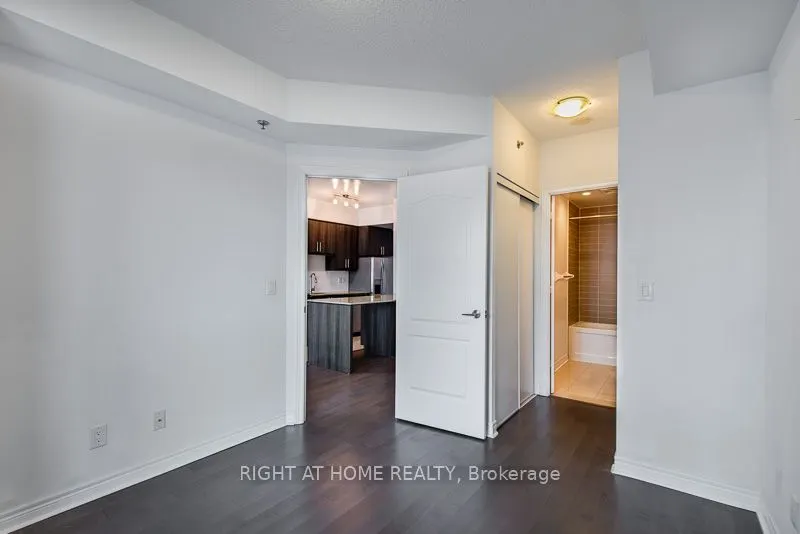 2756 Old Leslie Street, #503
