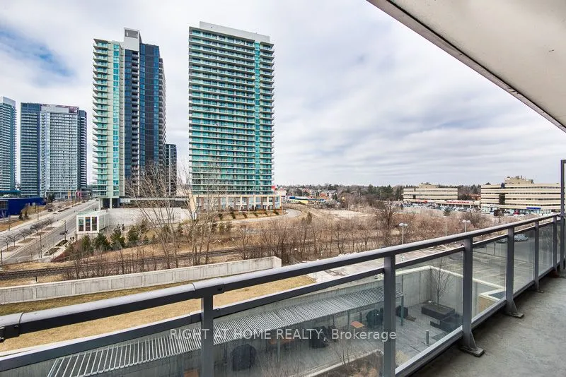 2756 Old Leslie Street, #503