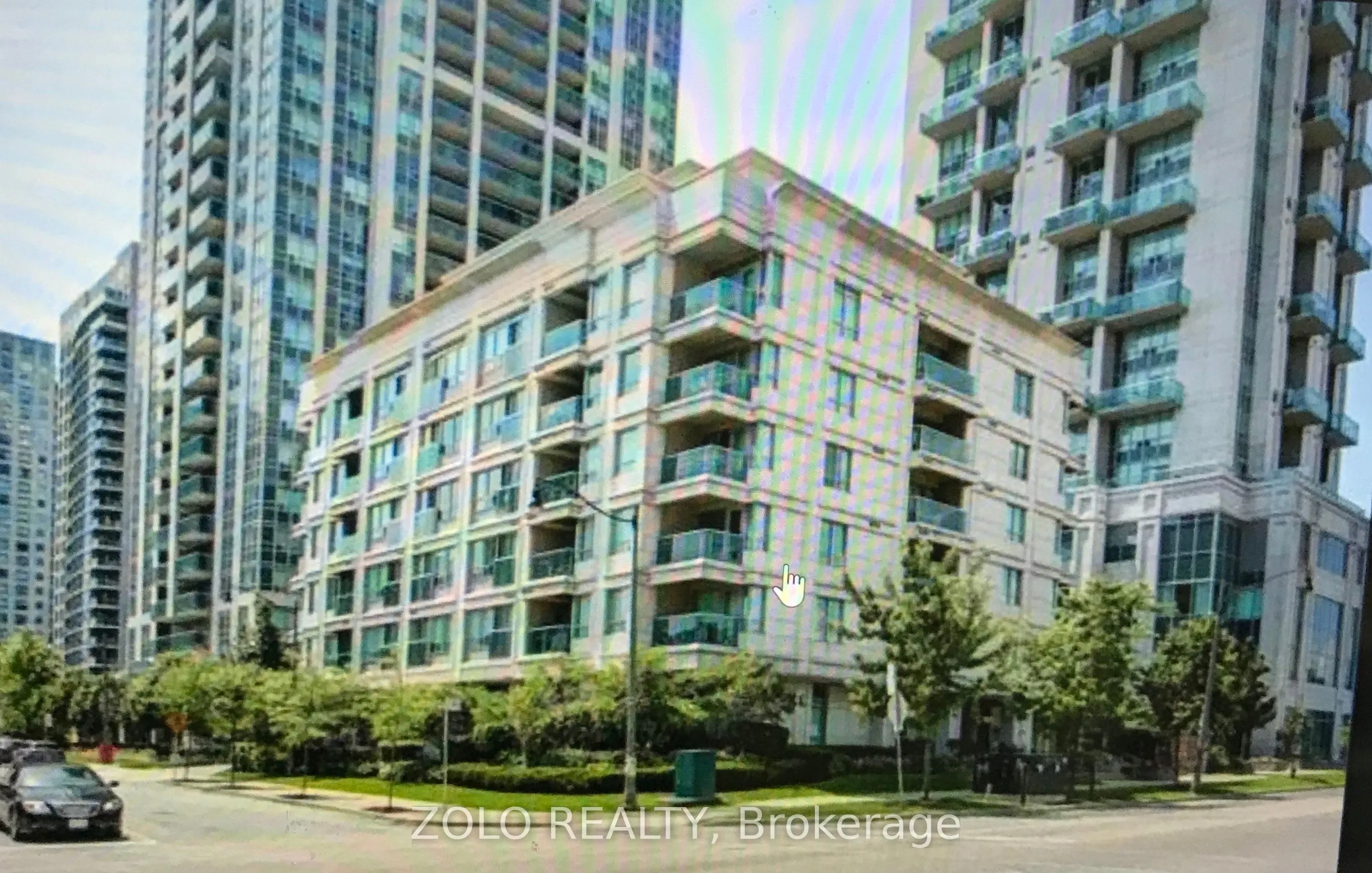 19 Avondale Avenue, #LPH2