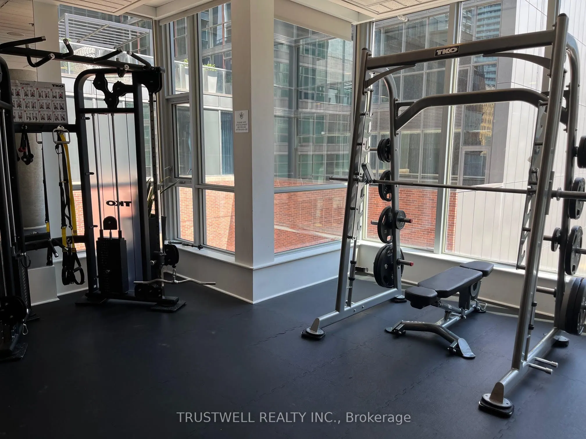 375 King Street W, #2810