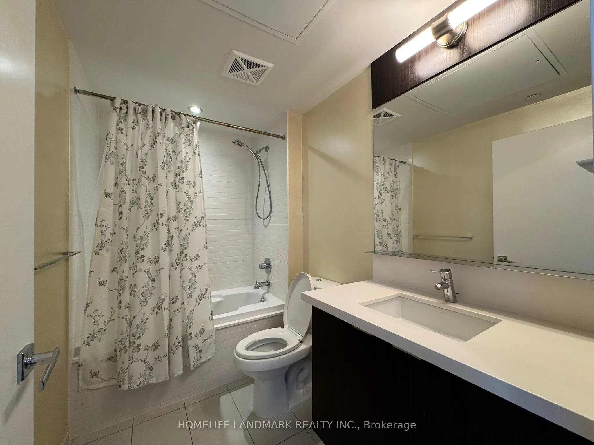21 Widmer Street, #3010