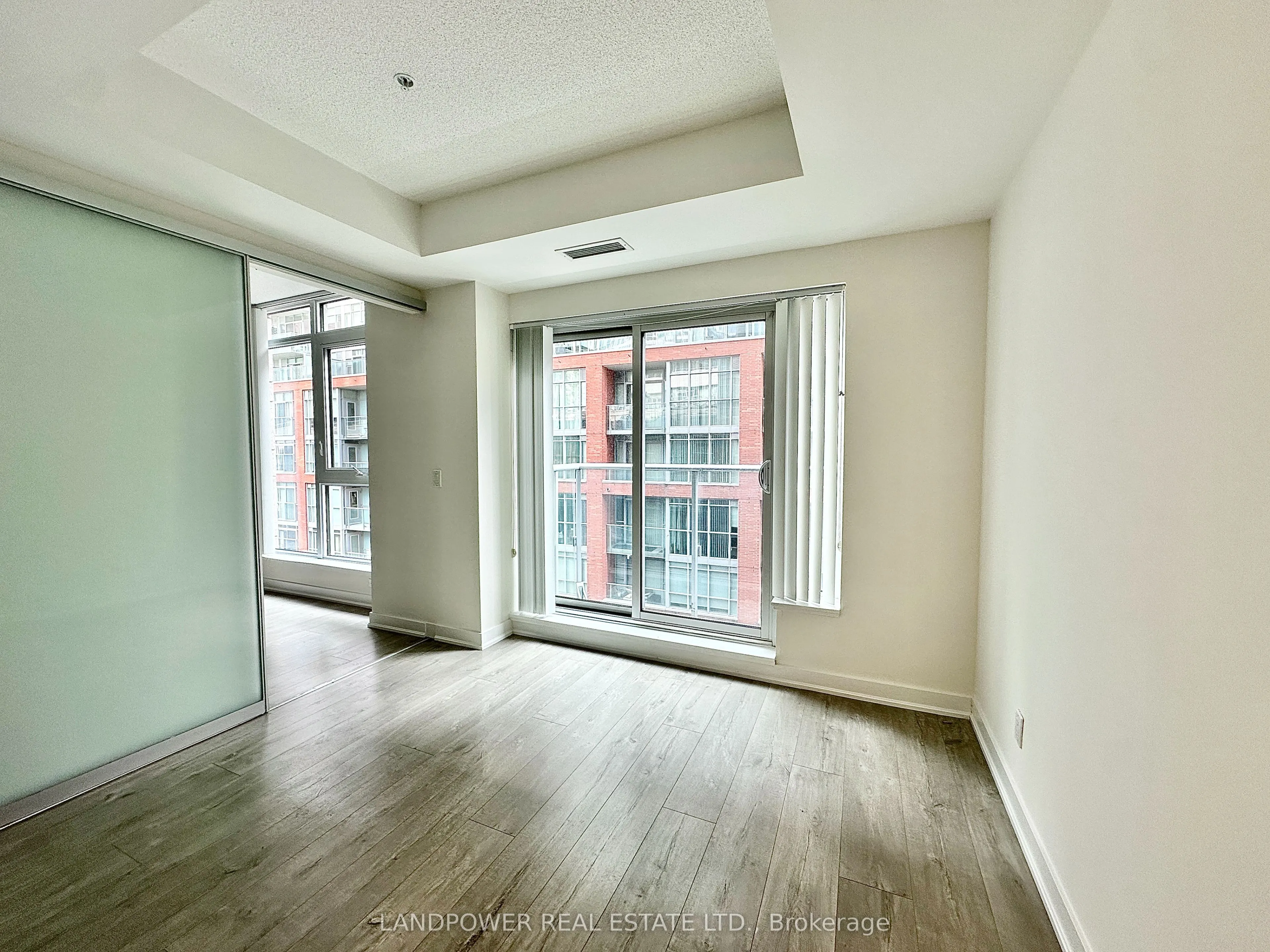 30 Nelson Street, #519