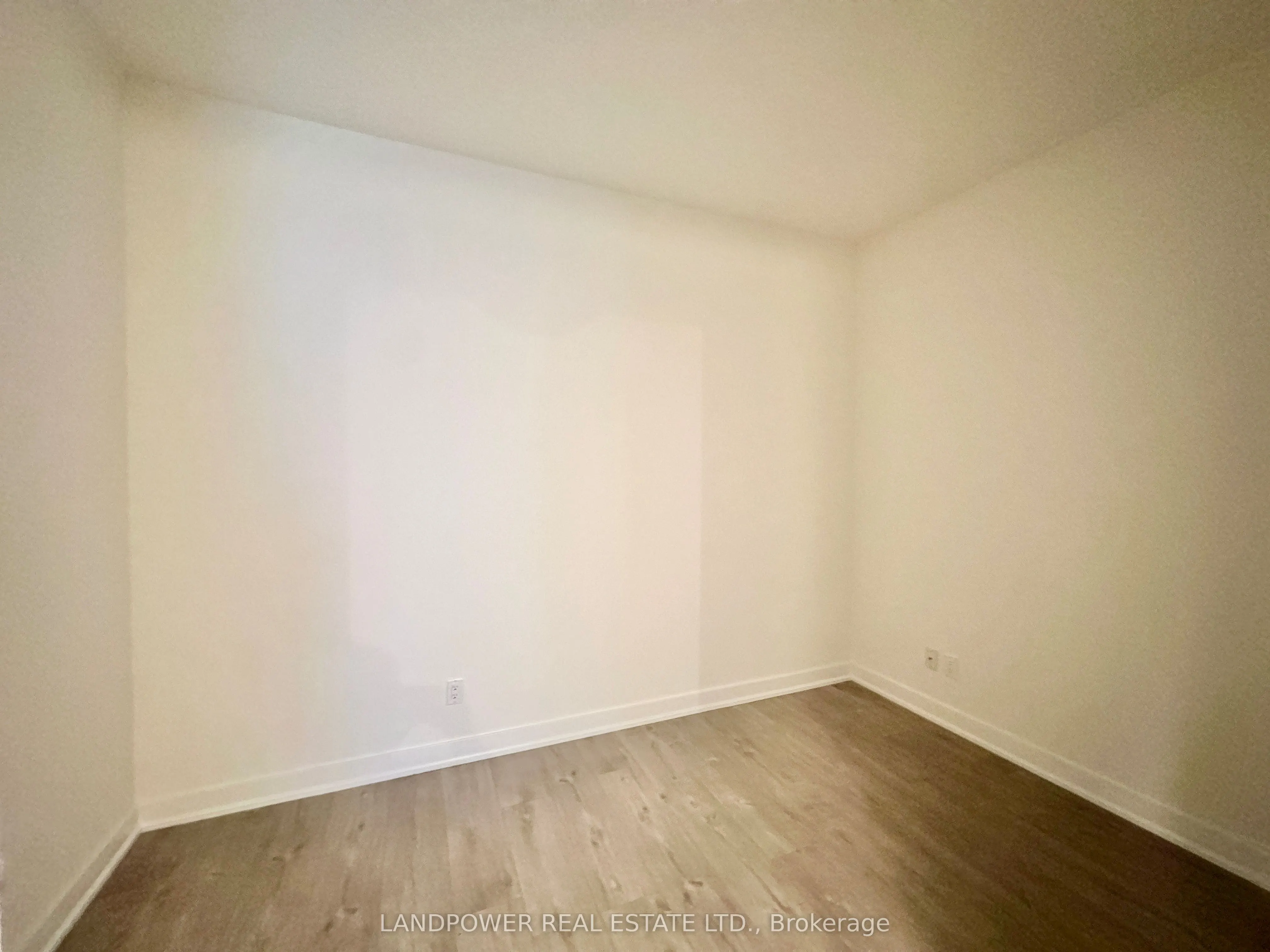 30 Nelson Street, #519