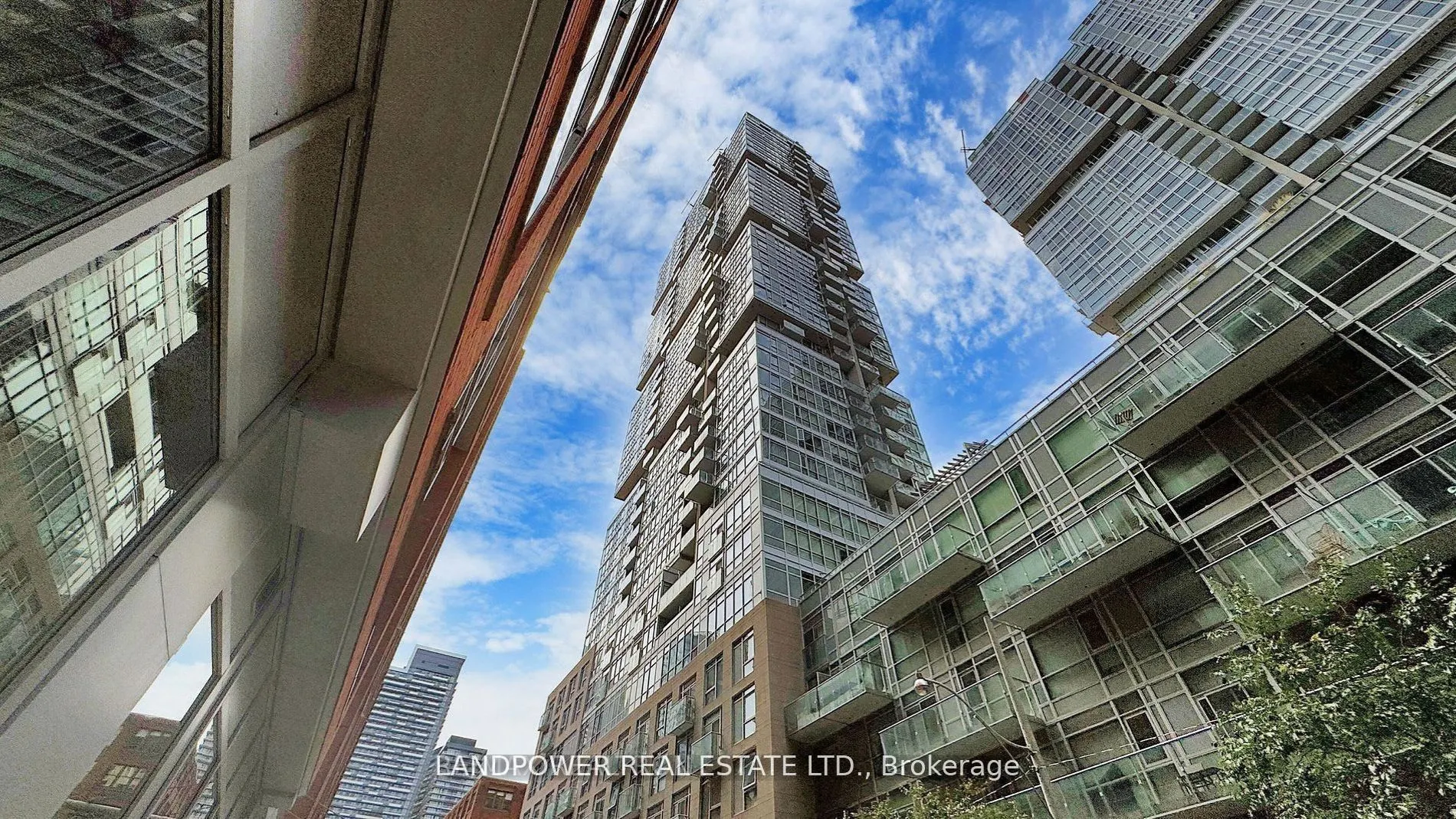 30 Nelson Street, #519