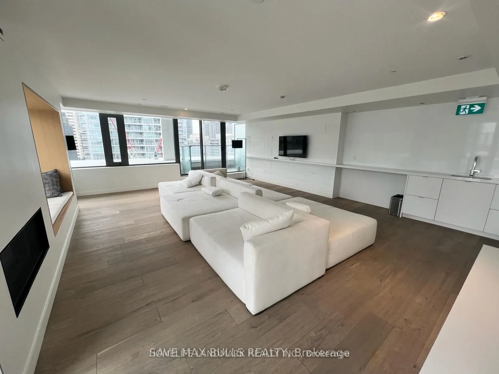 5 Soudan Avenue, #1510