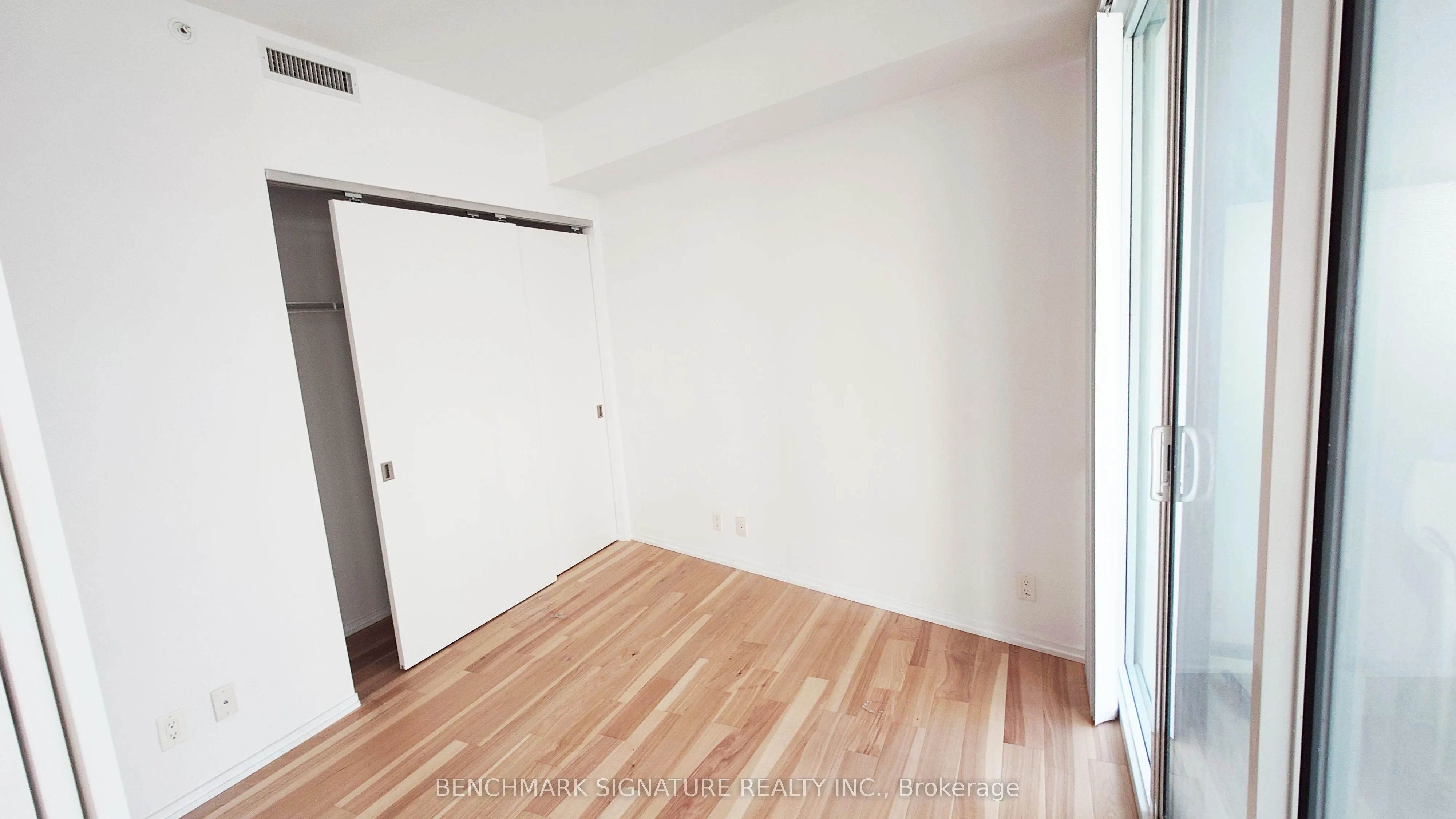 125 Peter Street, #612