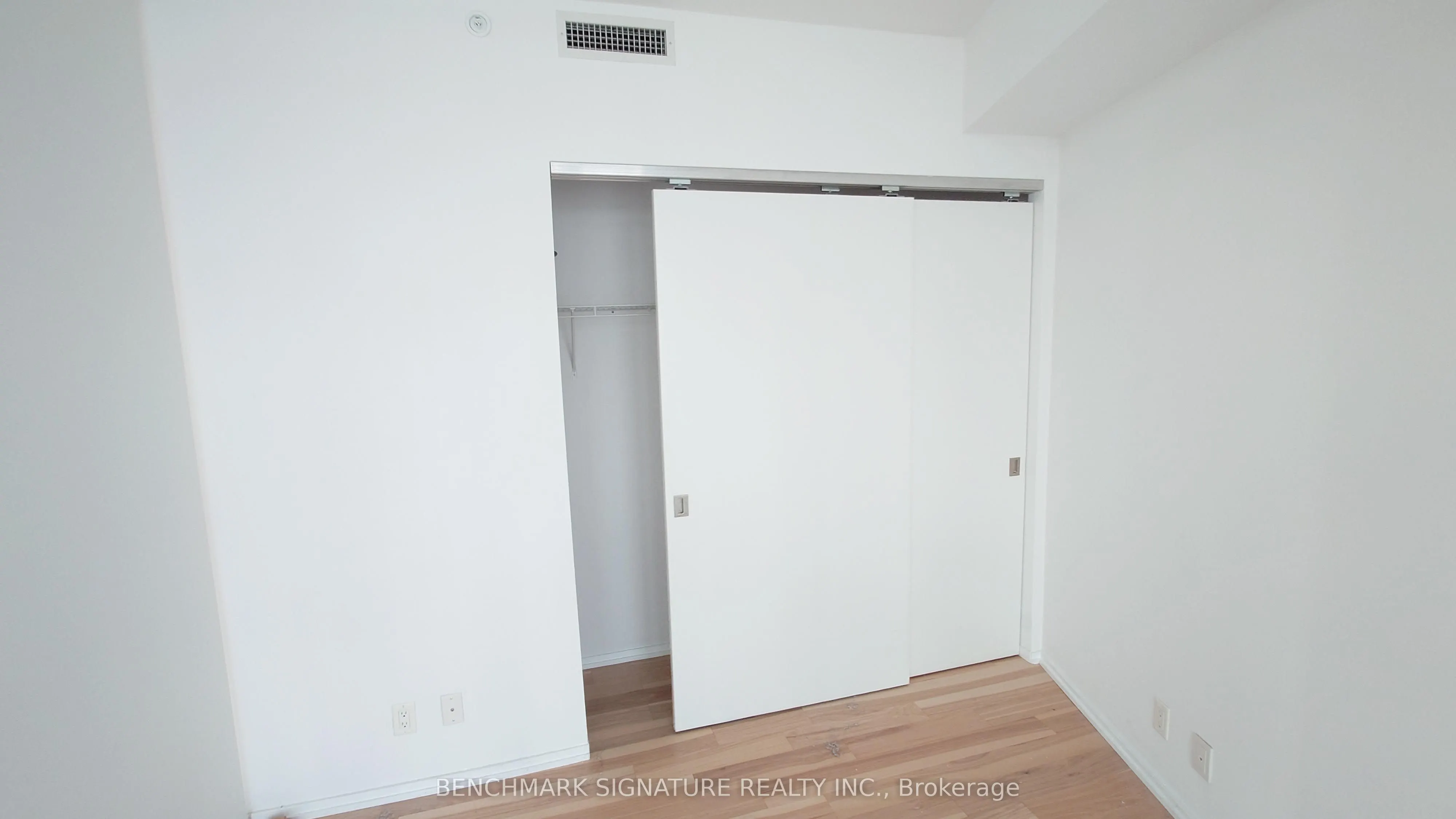 125 Peter Street, #612