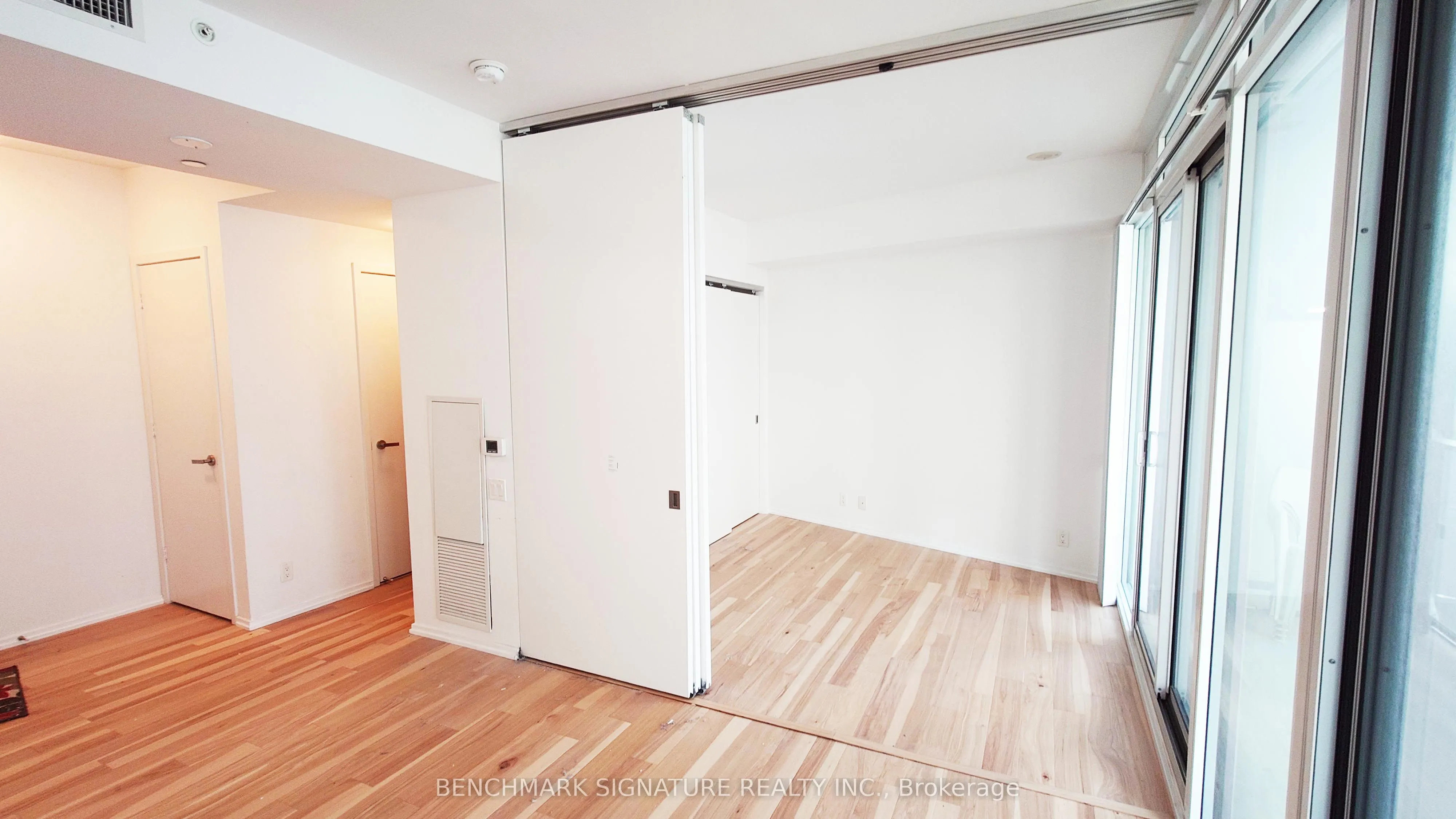 125 Peter Street, #612