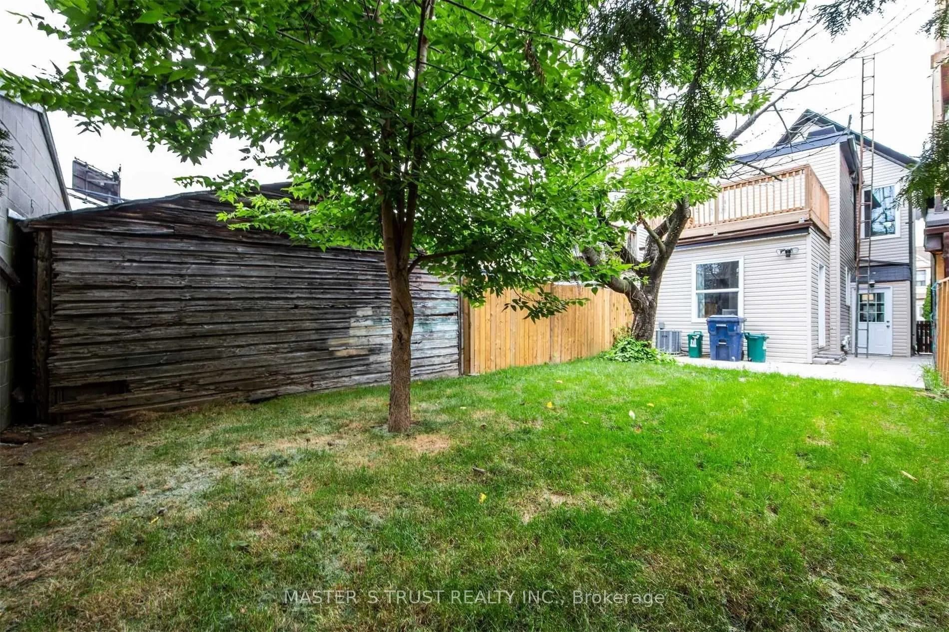 420 Ossington Avenue