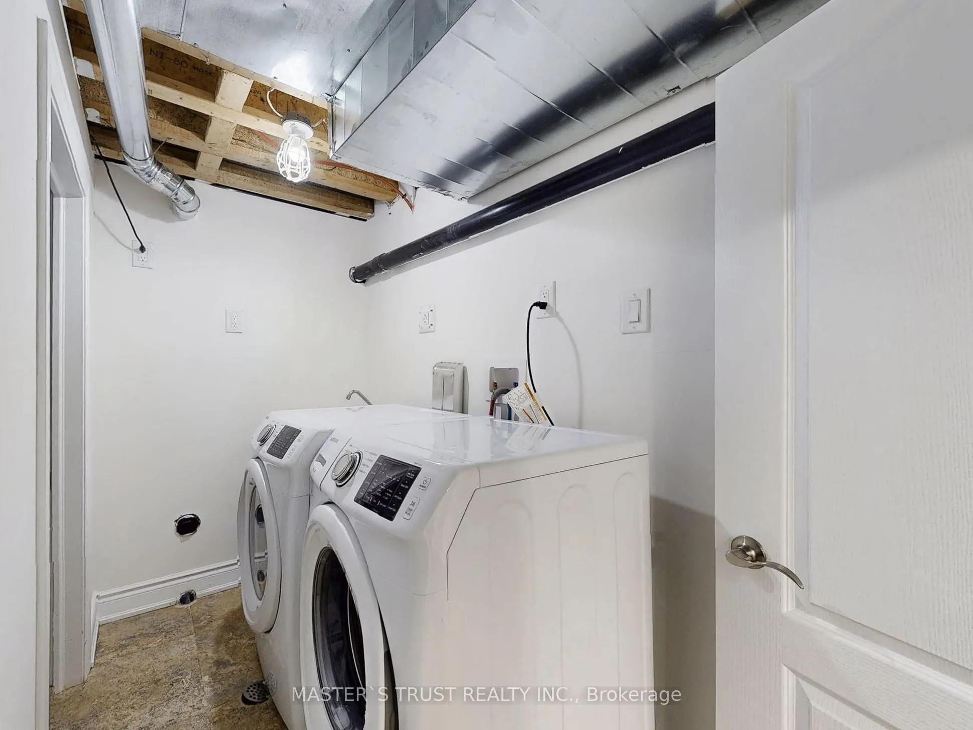 420 Ossington Avenue