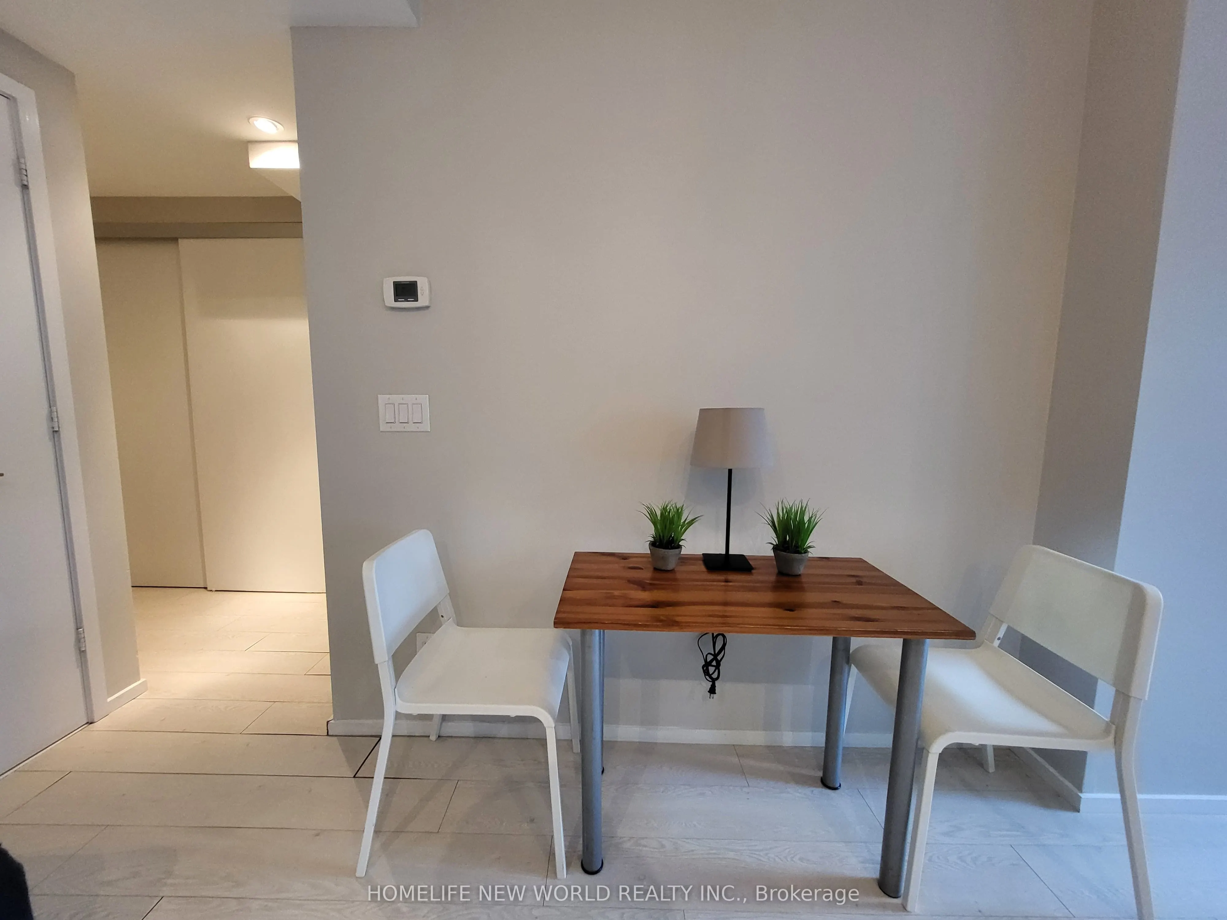 8 Charlotte Street, #404
