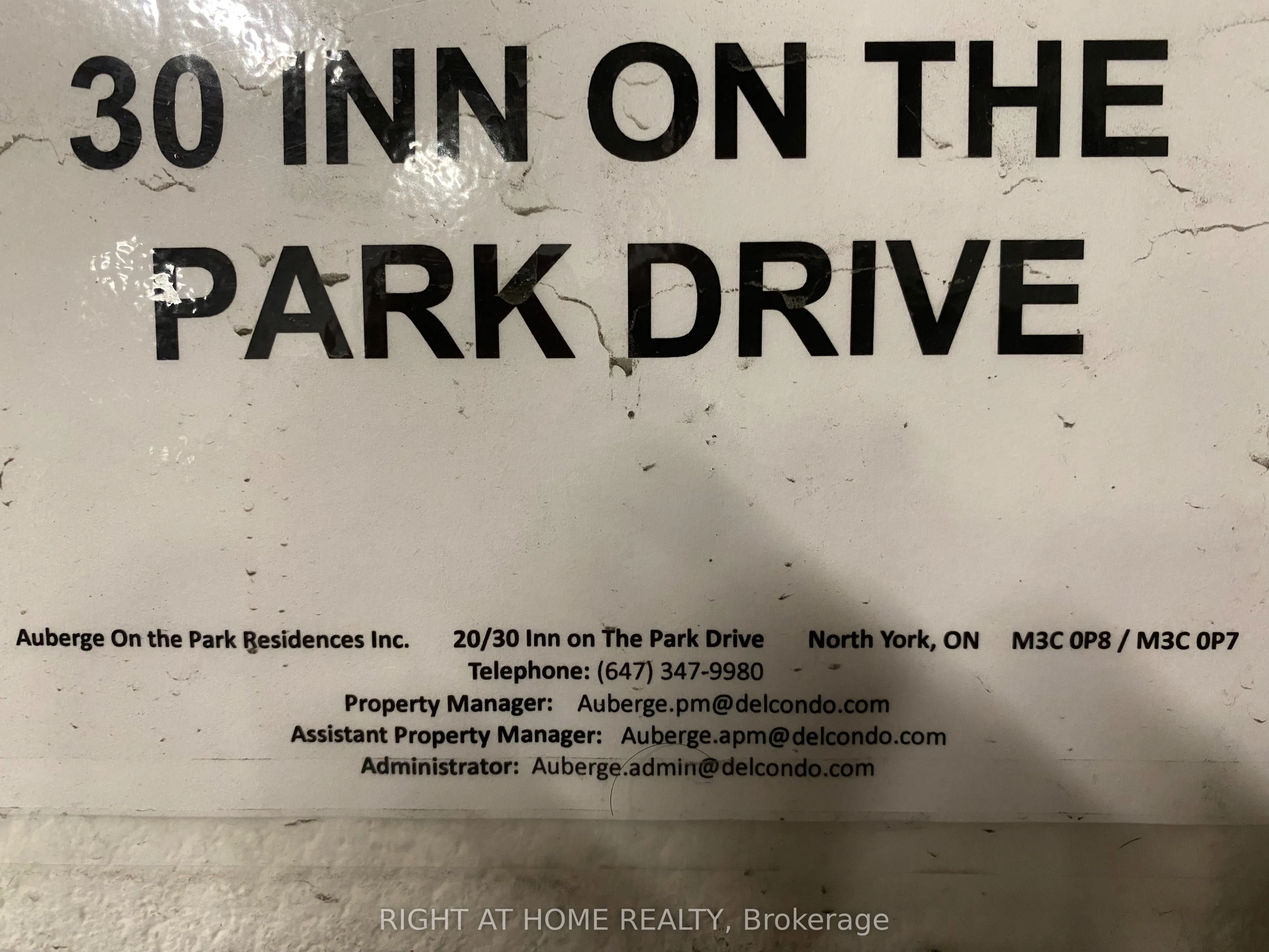 30 INN ON THE PARK Drive, #2901