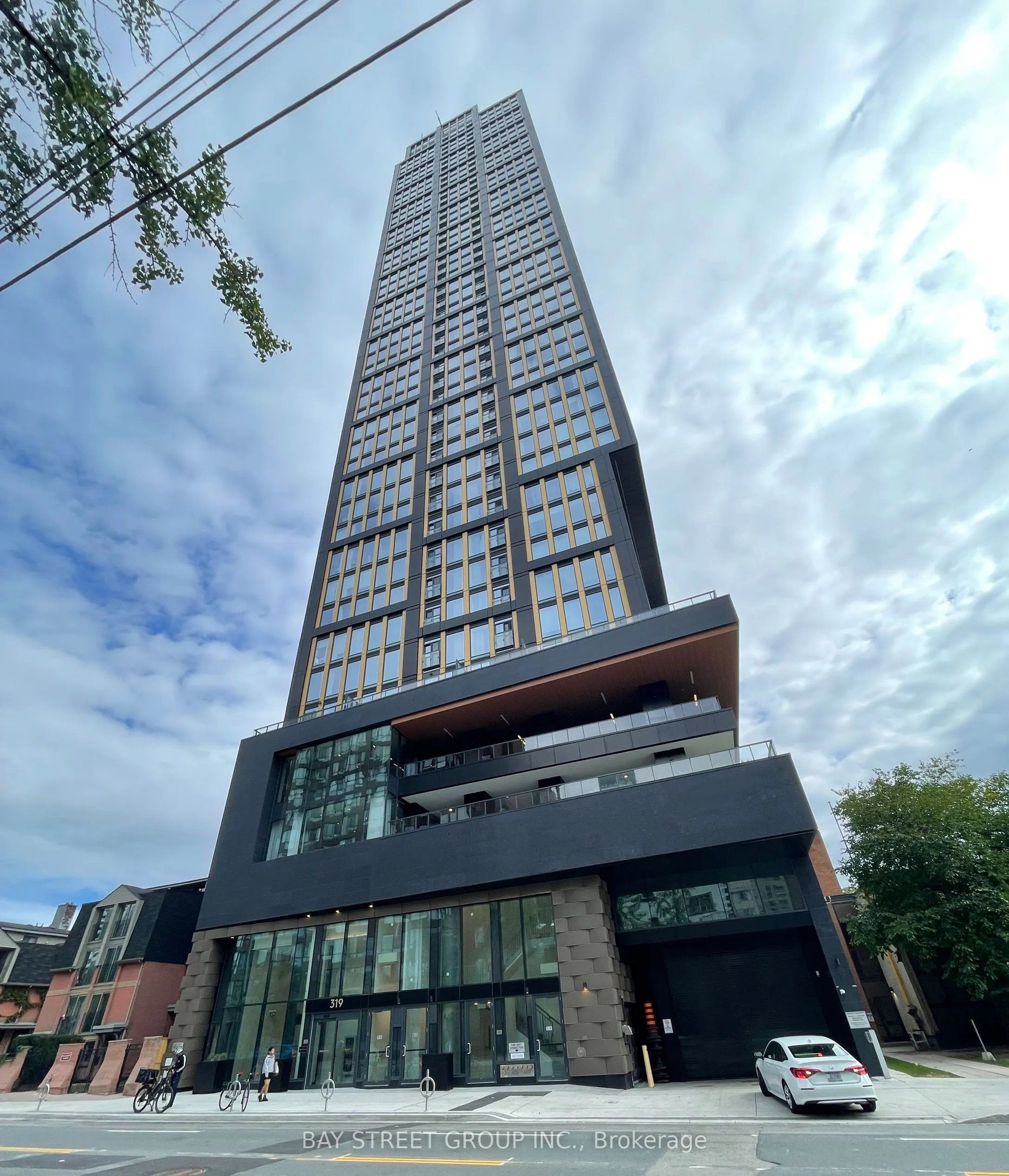 319 Jarvis Street, #4911
