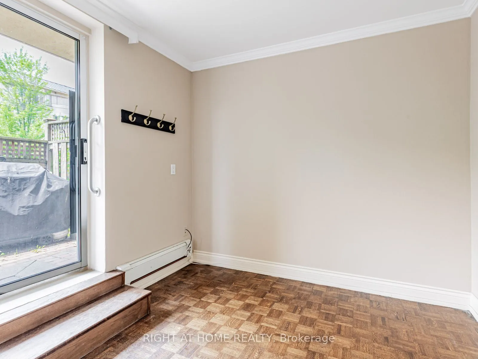 71 Jonesville Crescent, #104