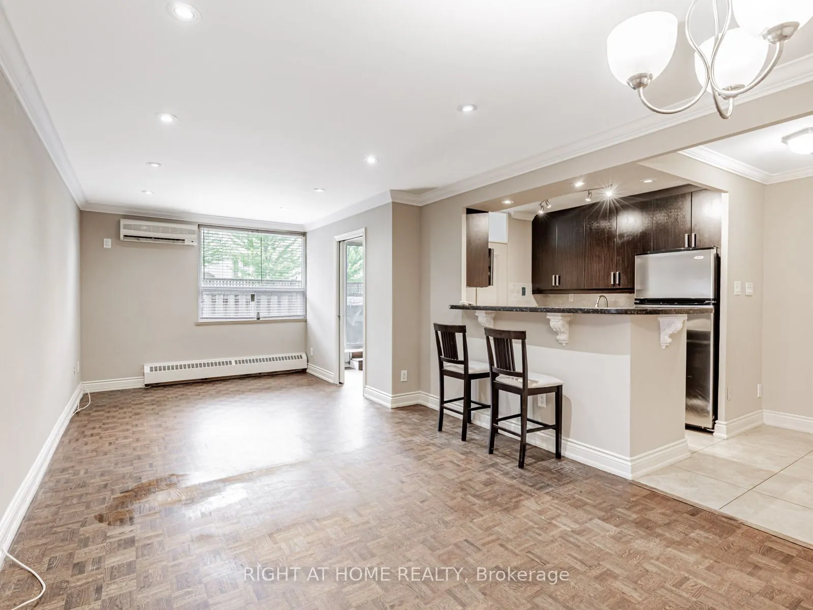 71 Jonesville Crescent, #104