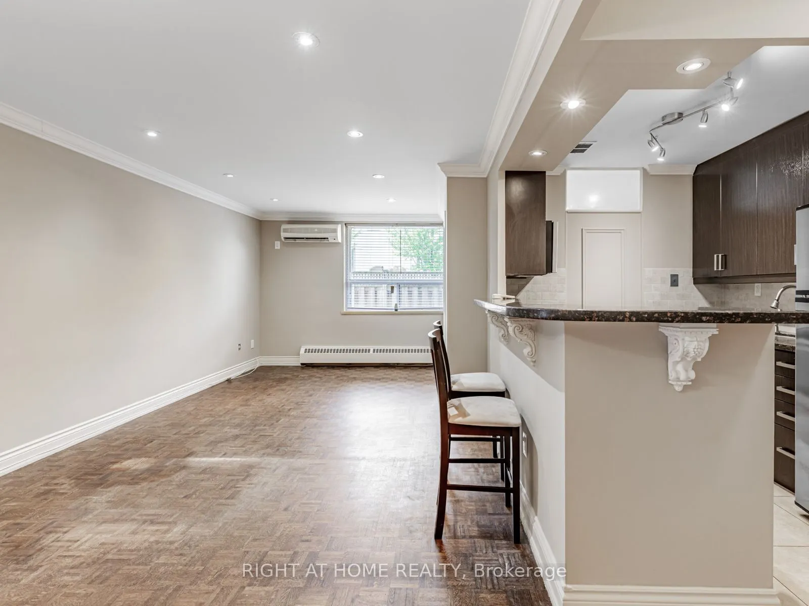 71 Jonesville Crescent, #104