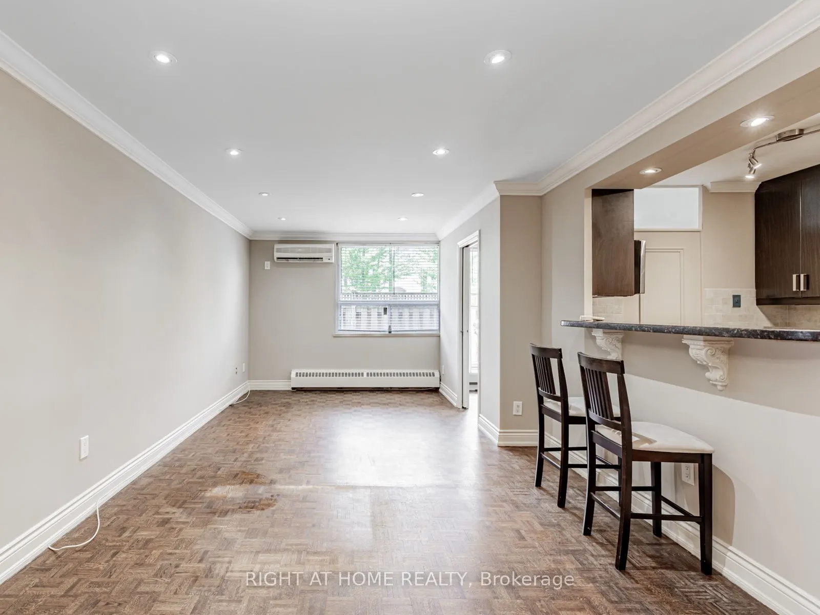 71 Jonesville Crescent, #104