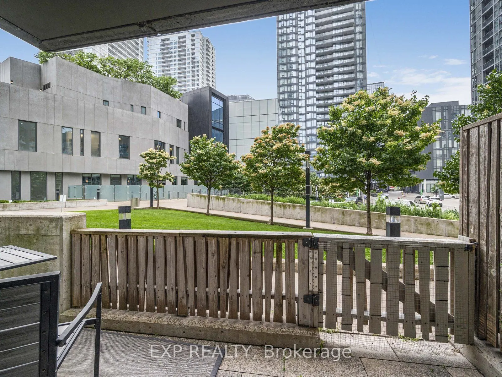 75 Queens Wharf Road, #116