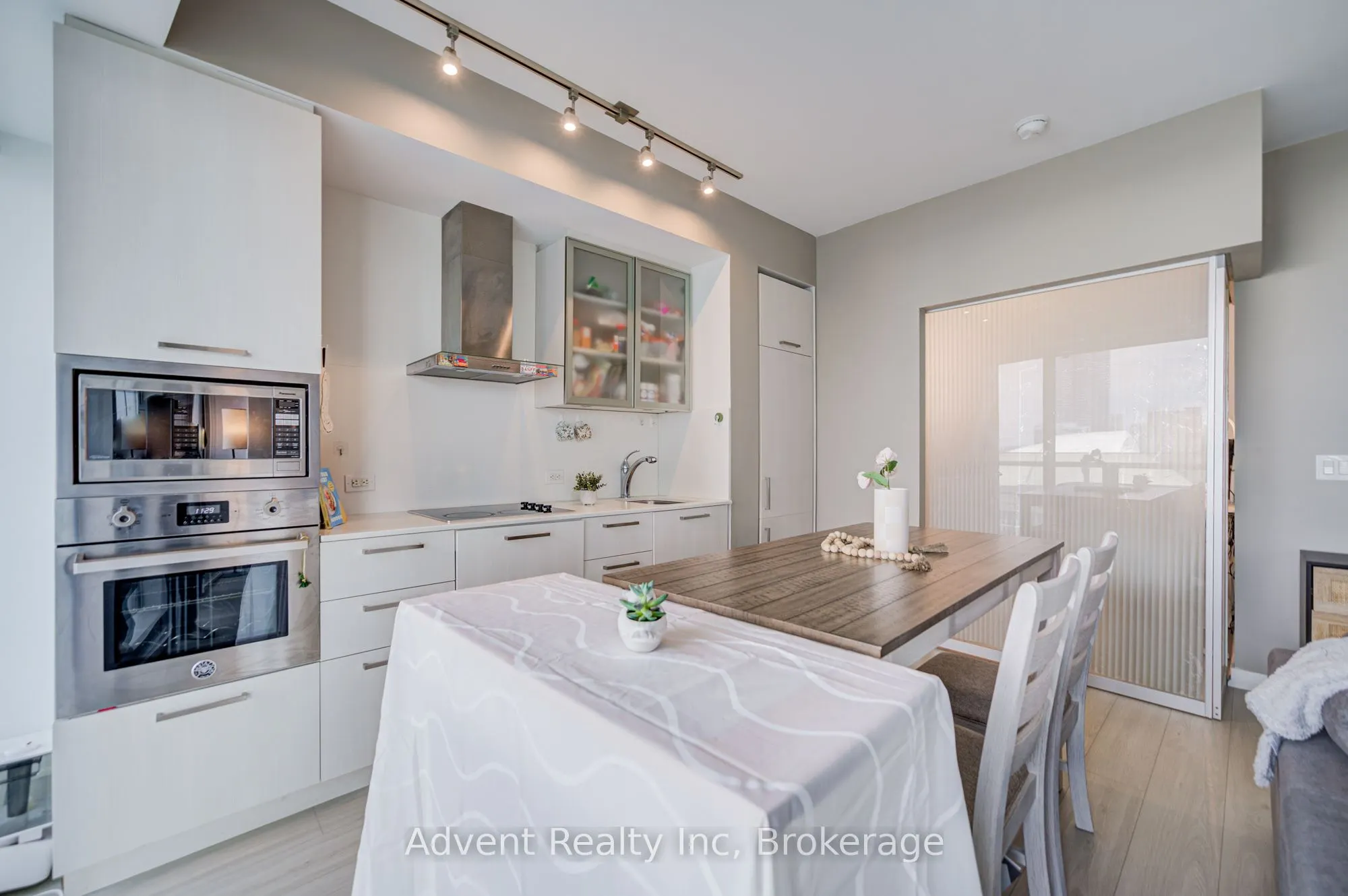 14 York Street, #2306