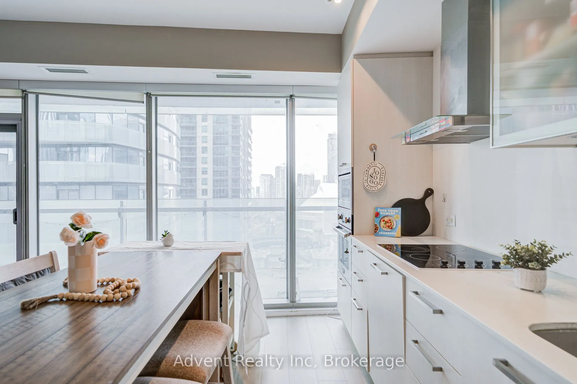 14 York Street, #2306