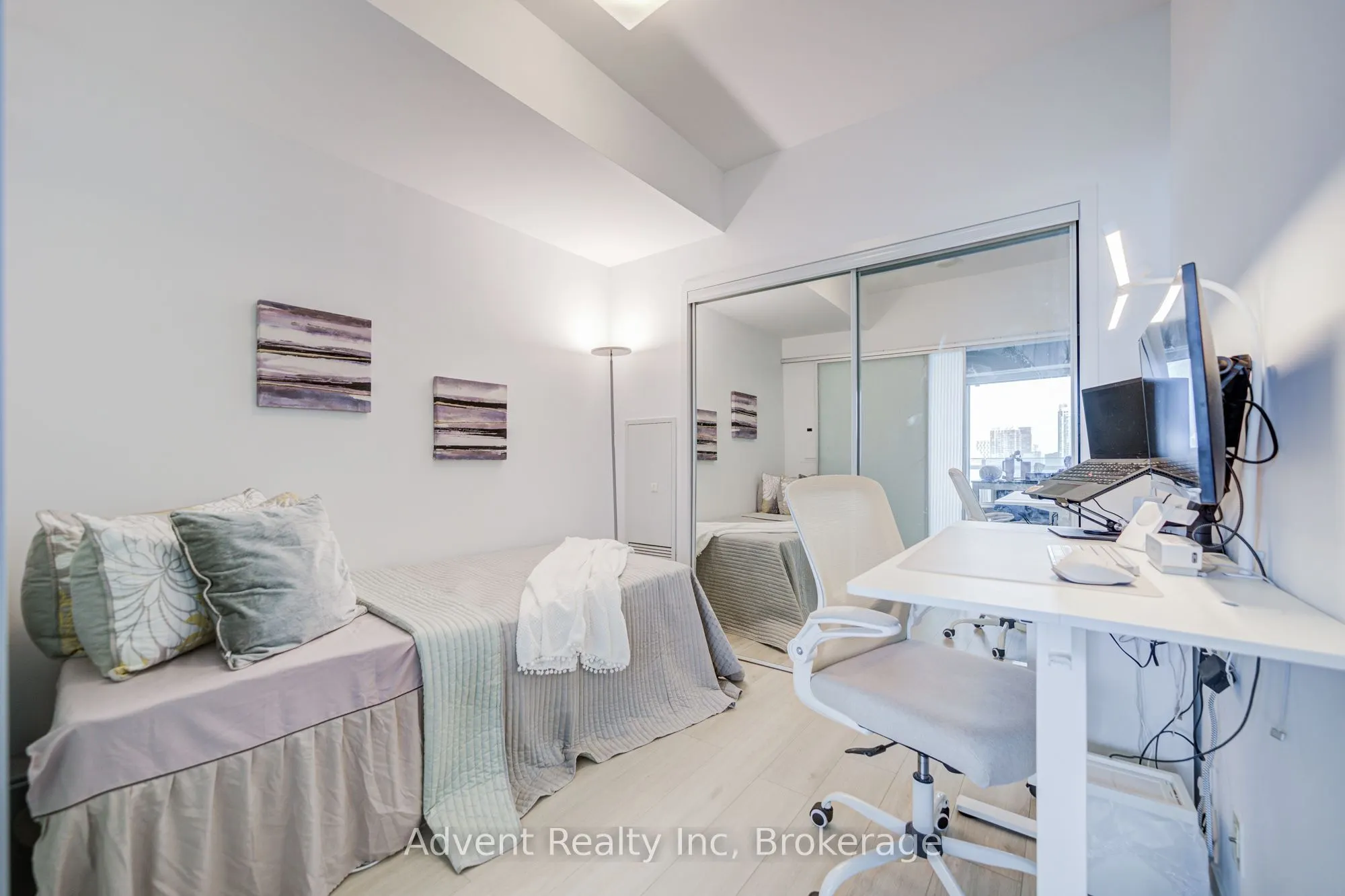 14 York Street, #2306