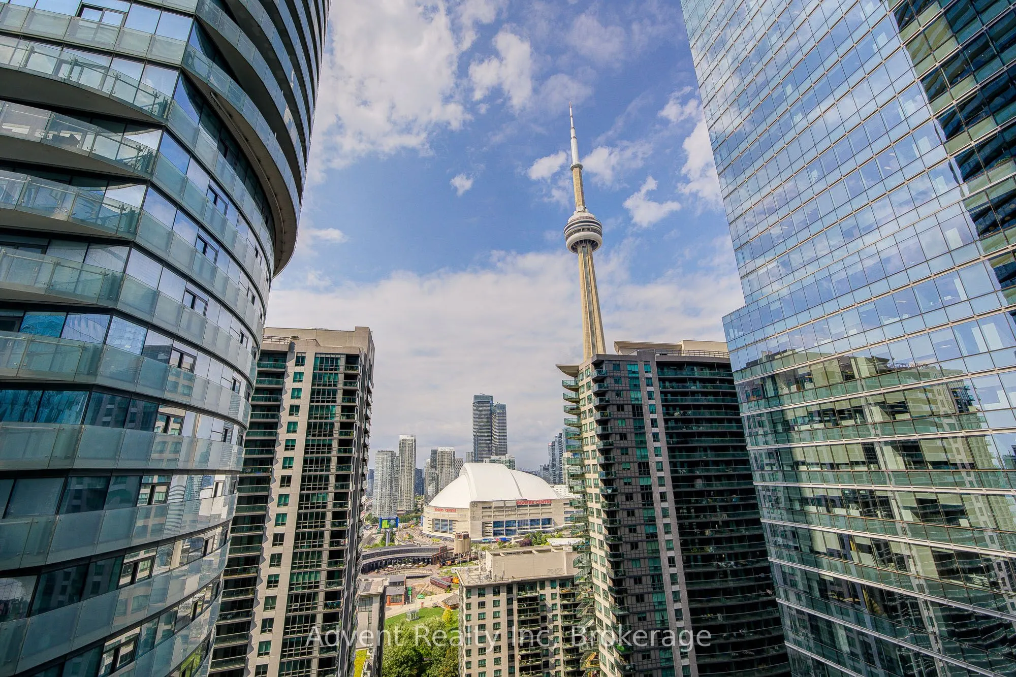 14 York Street, #2306