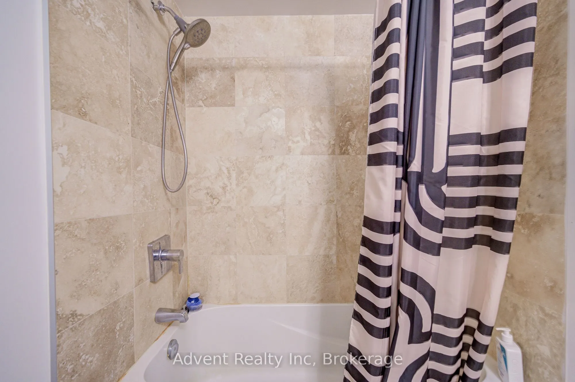 14 York Street, #2306
