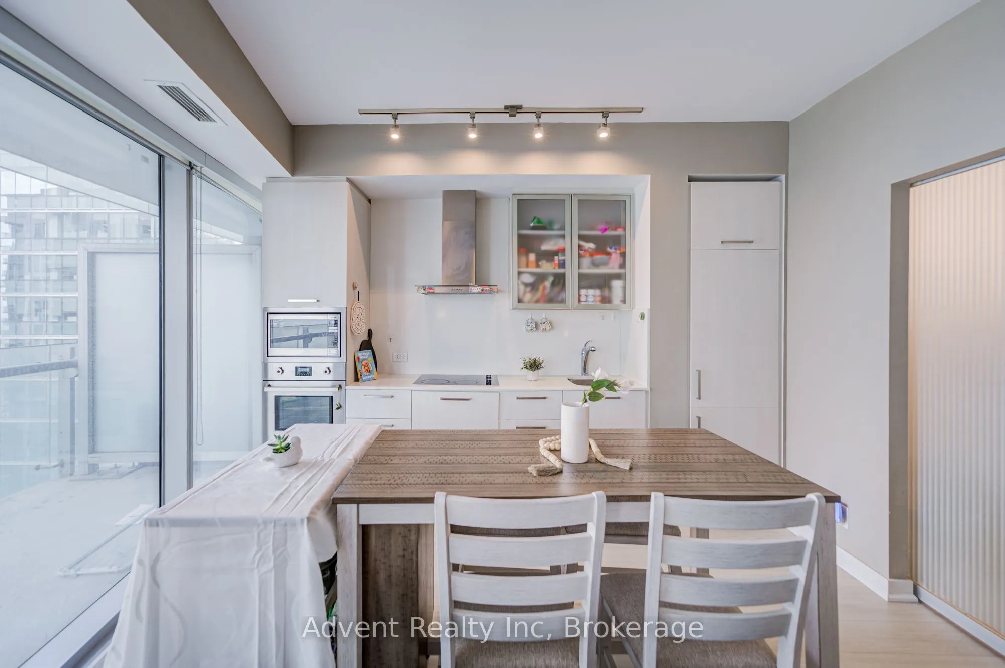 14 York Street, #2306