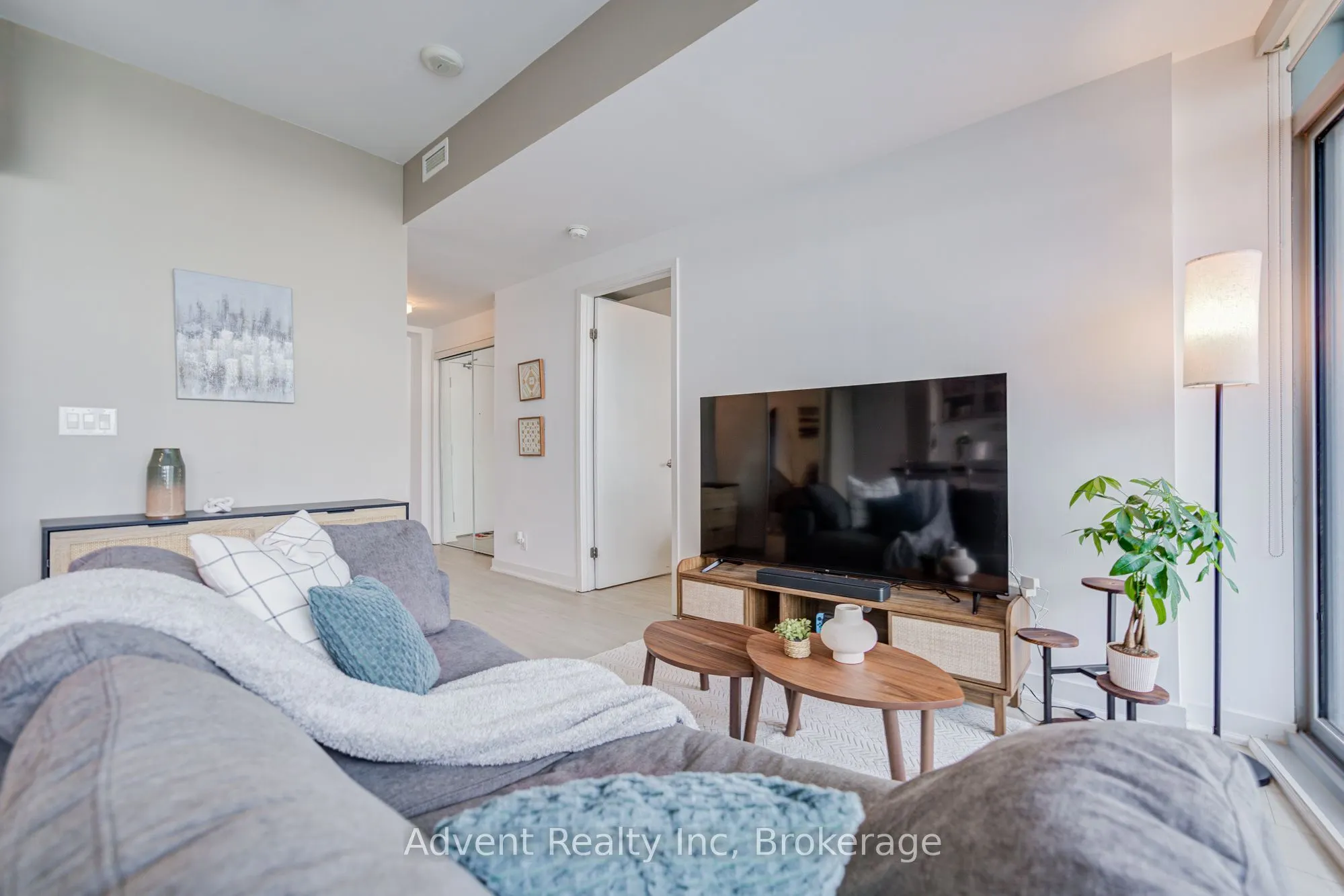 14 York Street, #2306