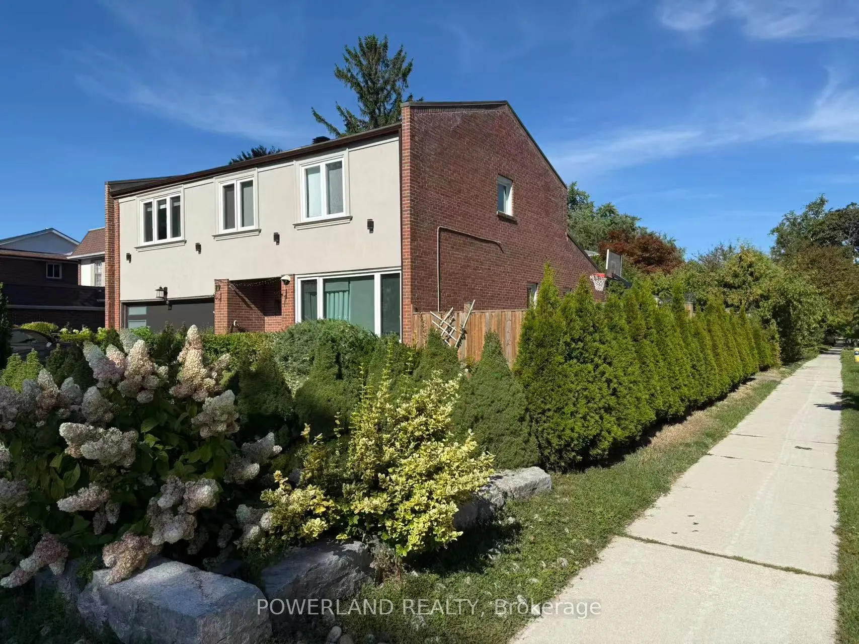 19 Tarbert Road