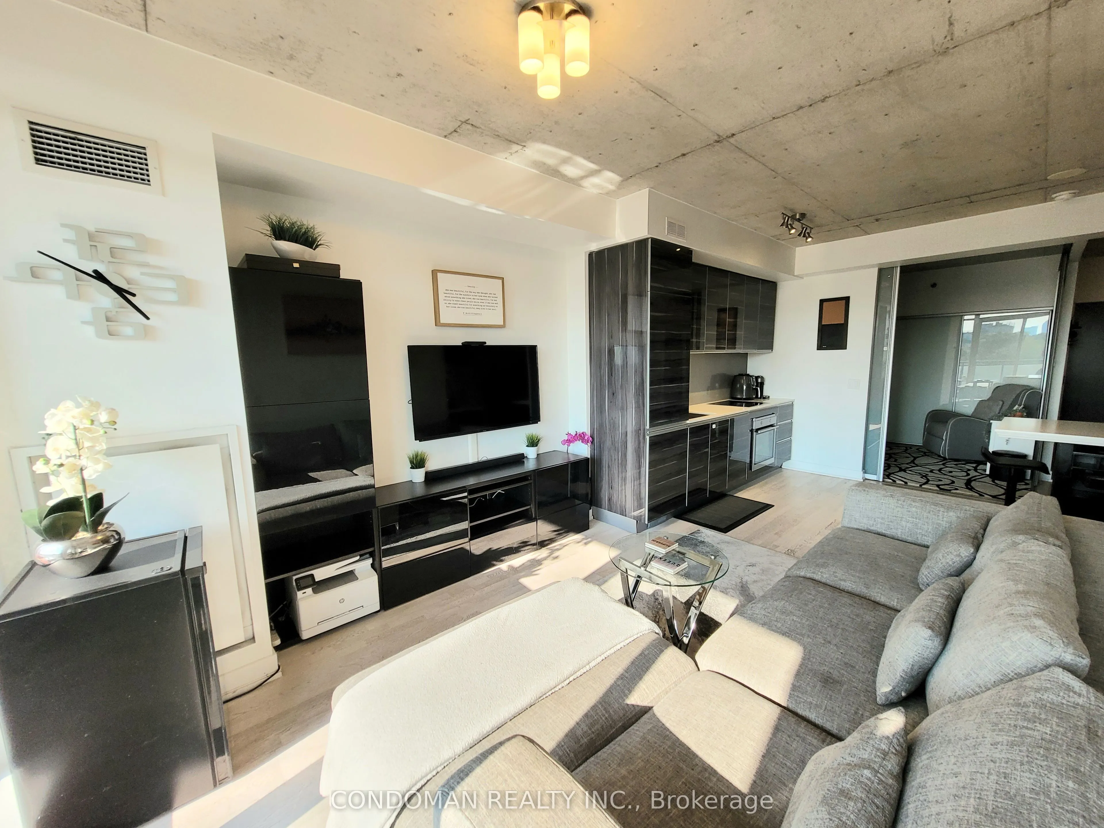 20 Minowan Miikan Lane, #618