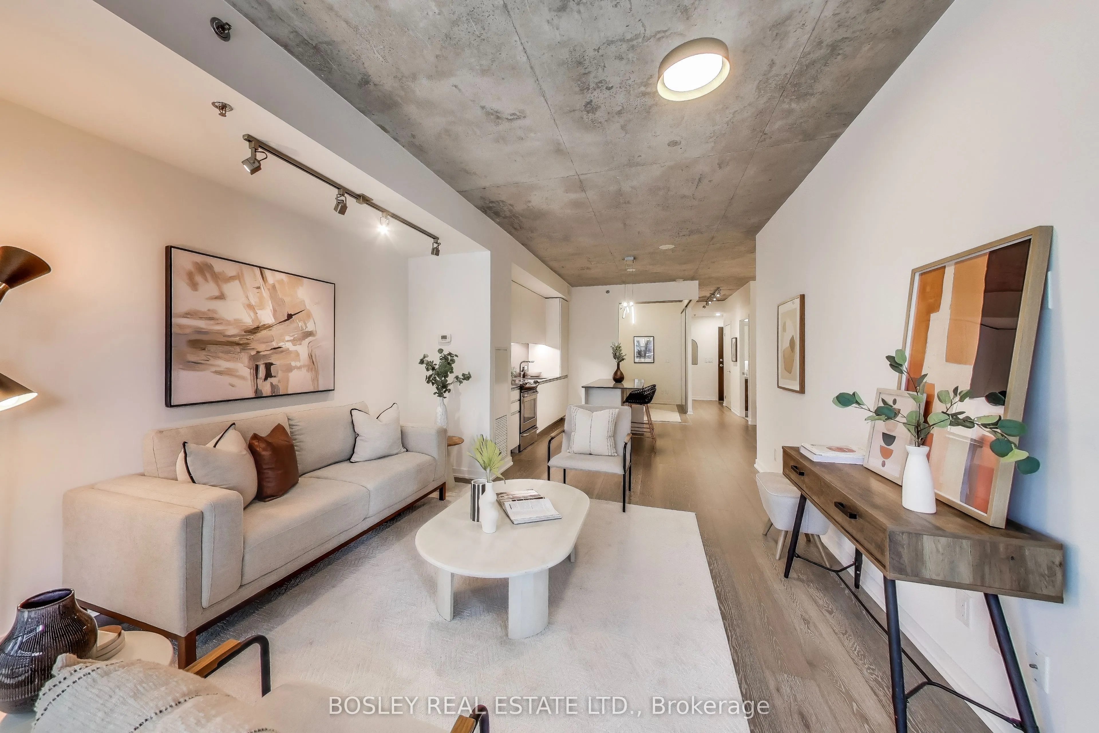8 Gladstone Avenue, #403