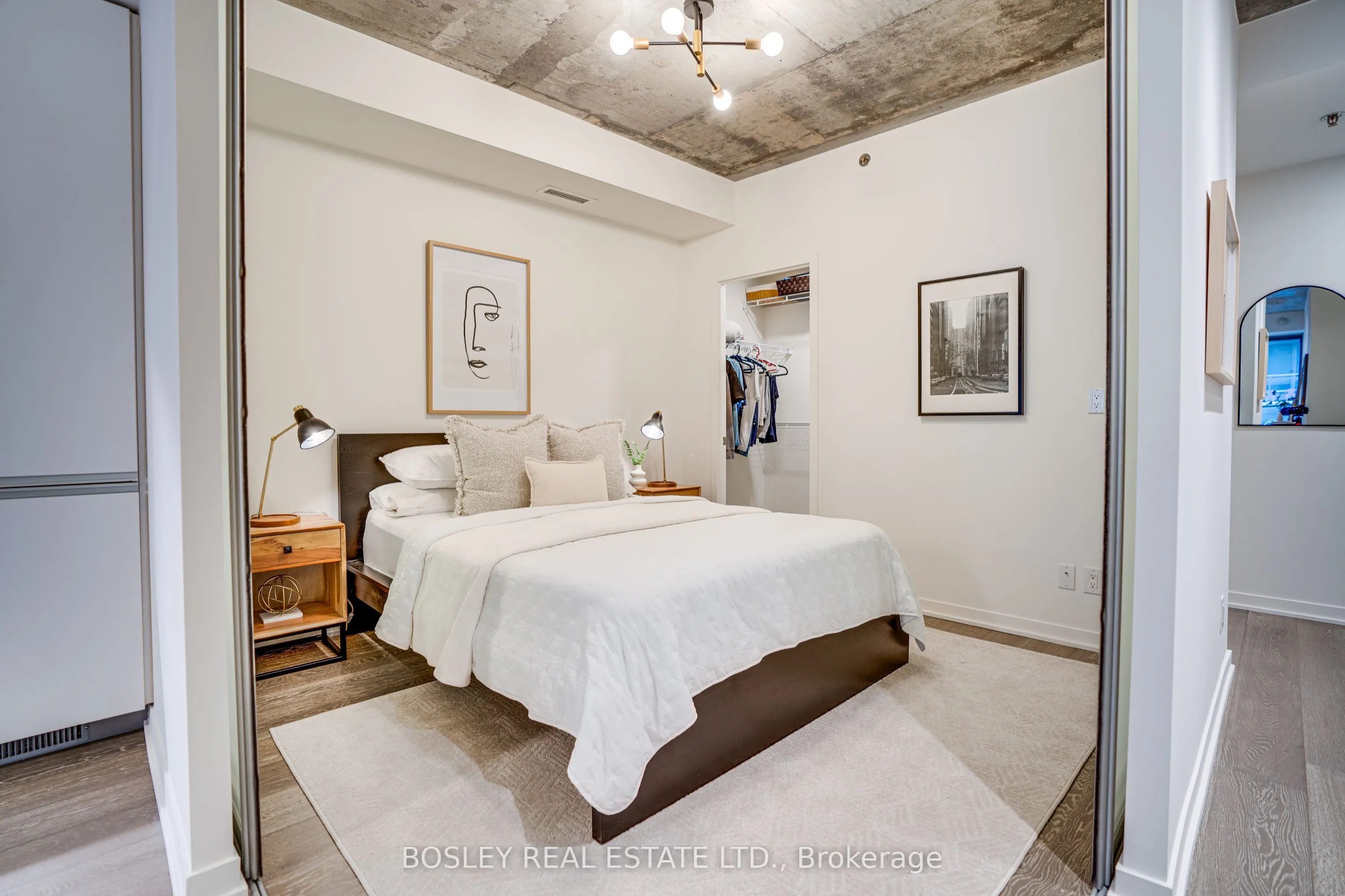8 Gladstone Avenue, #403