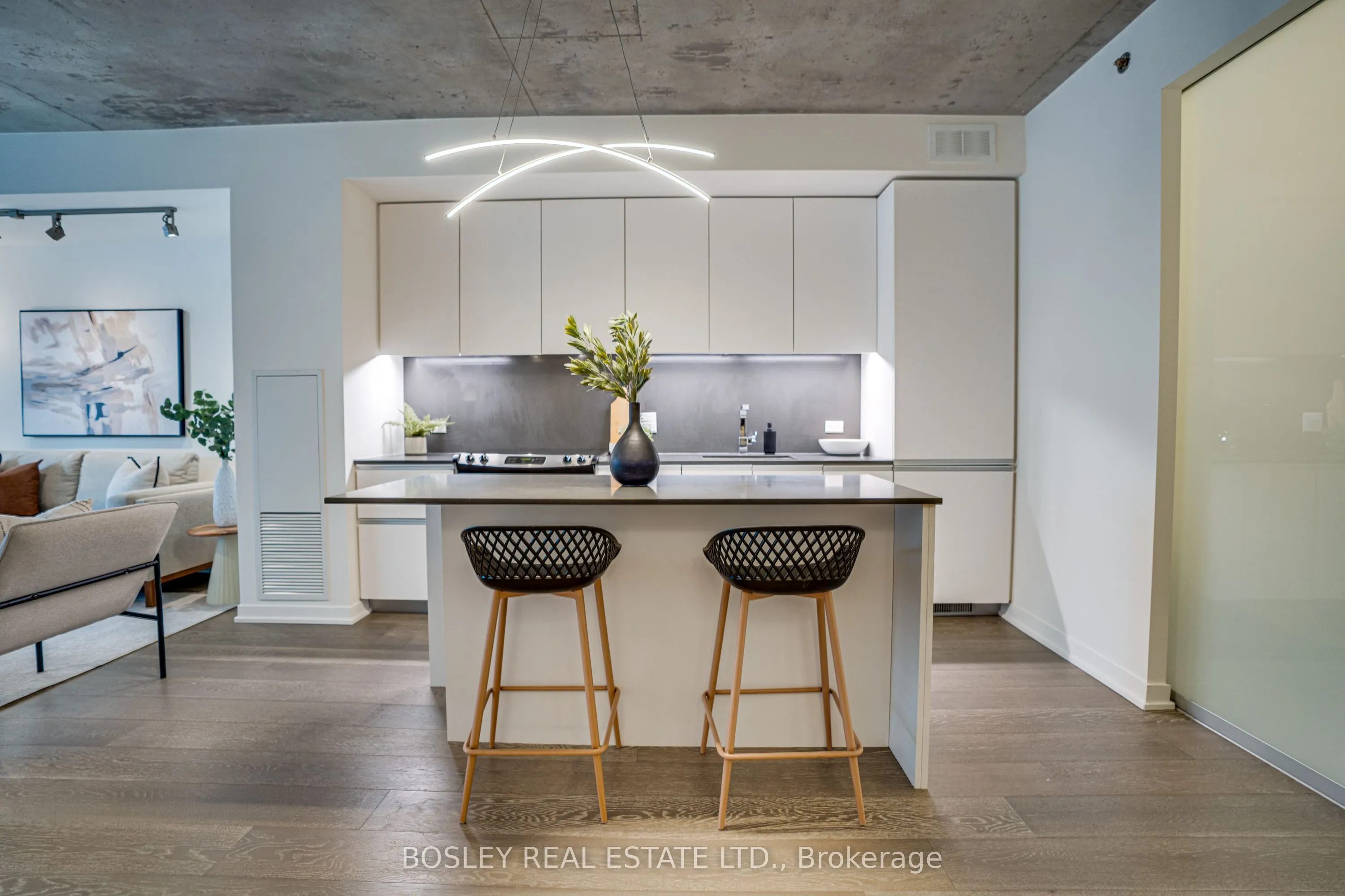 8 Gladstone Avenue, #403