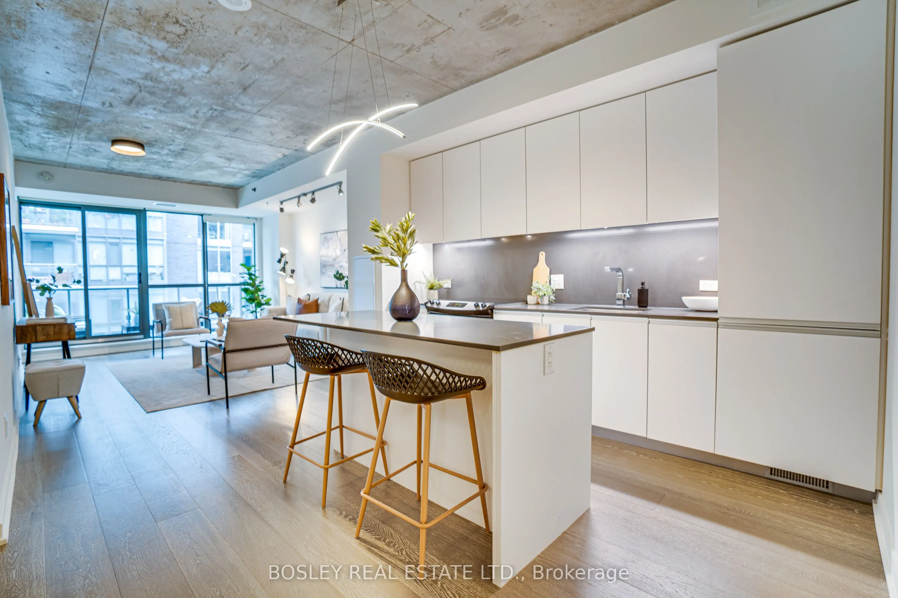 8 Gladstone Avenue, #403