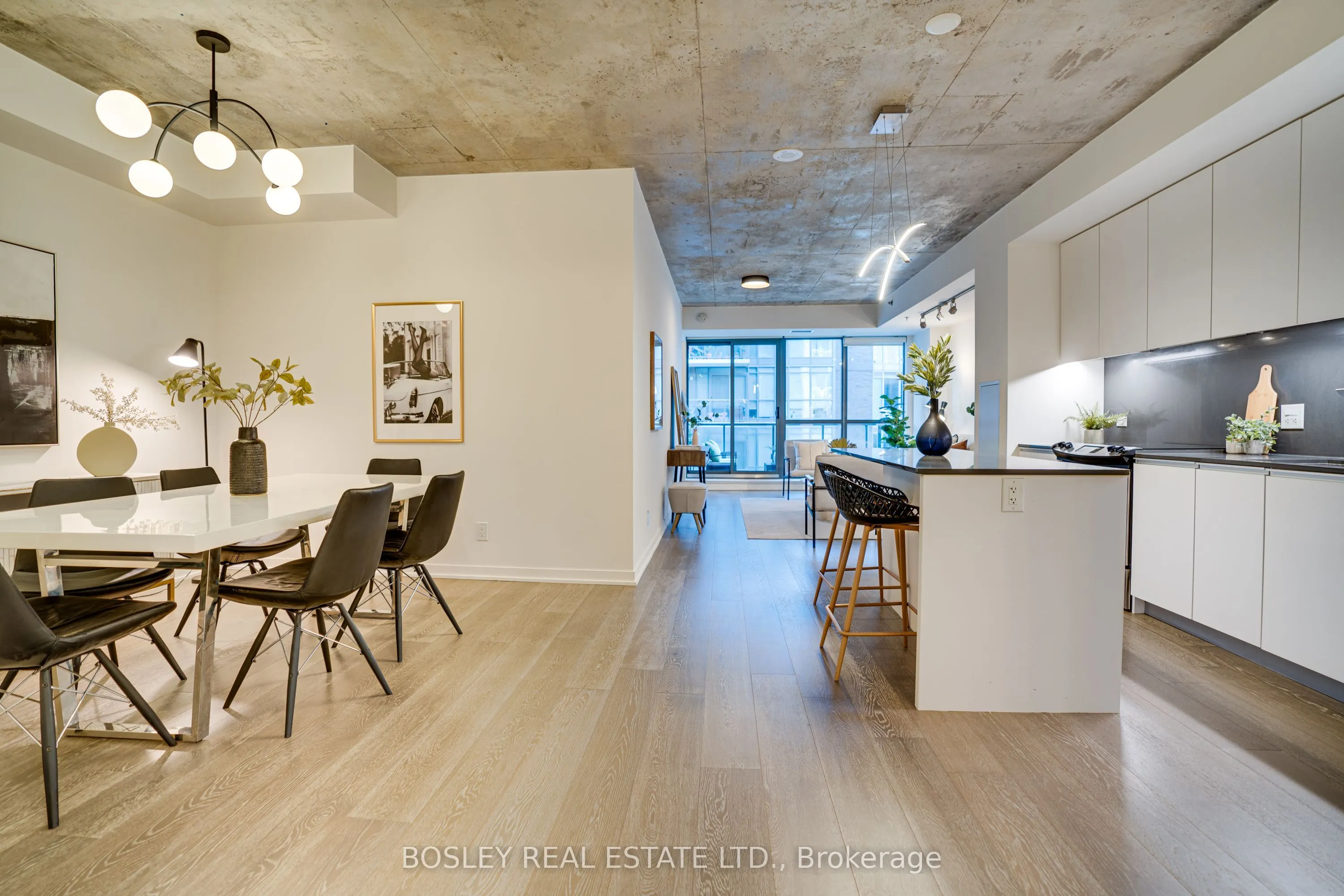 8 Gladstone Avenue, #403