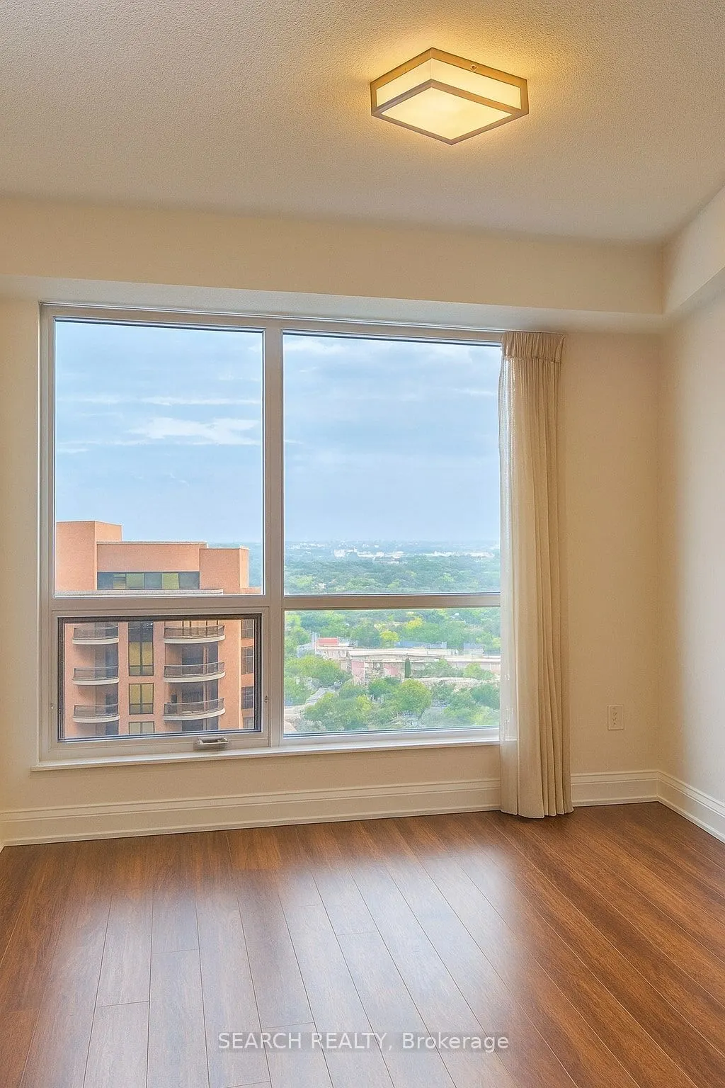 5 Sheppard Avenue E, #2923