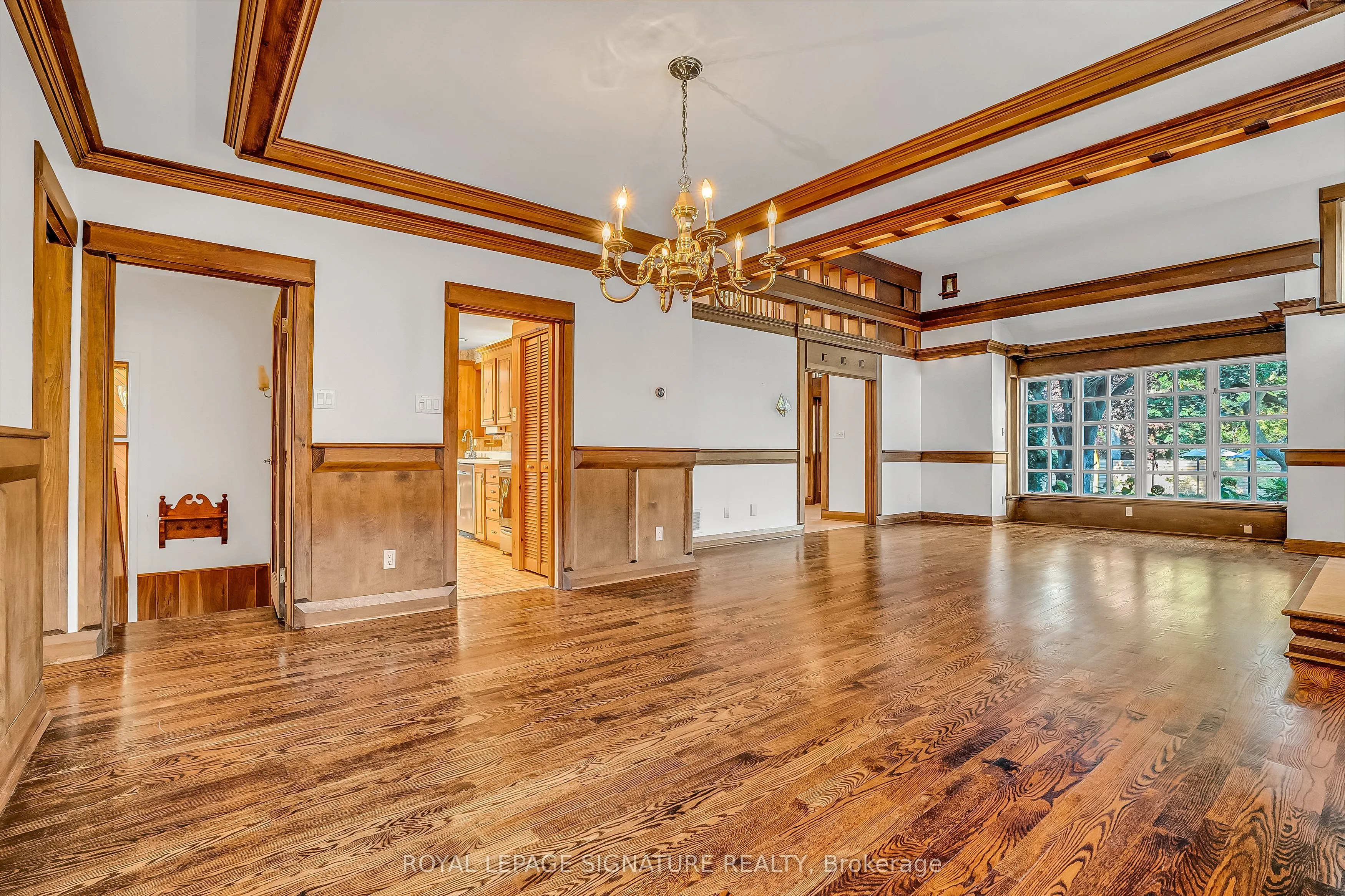 6 Crossburn Drive