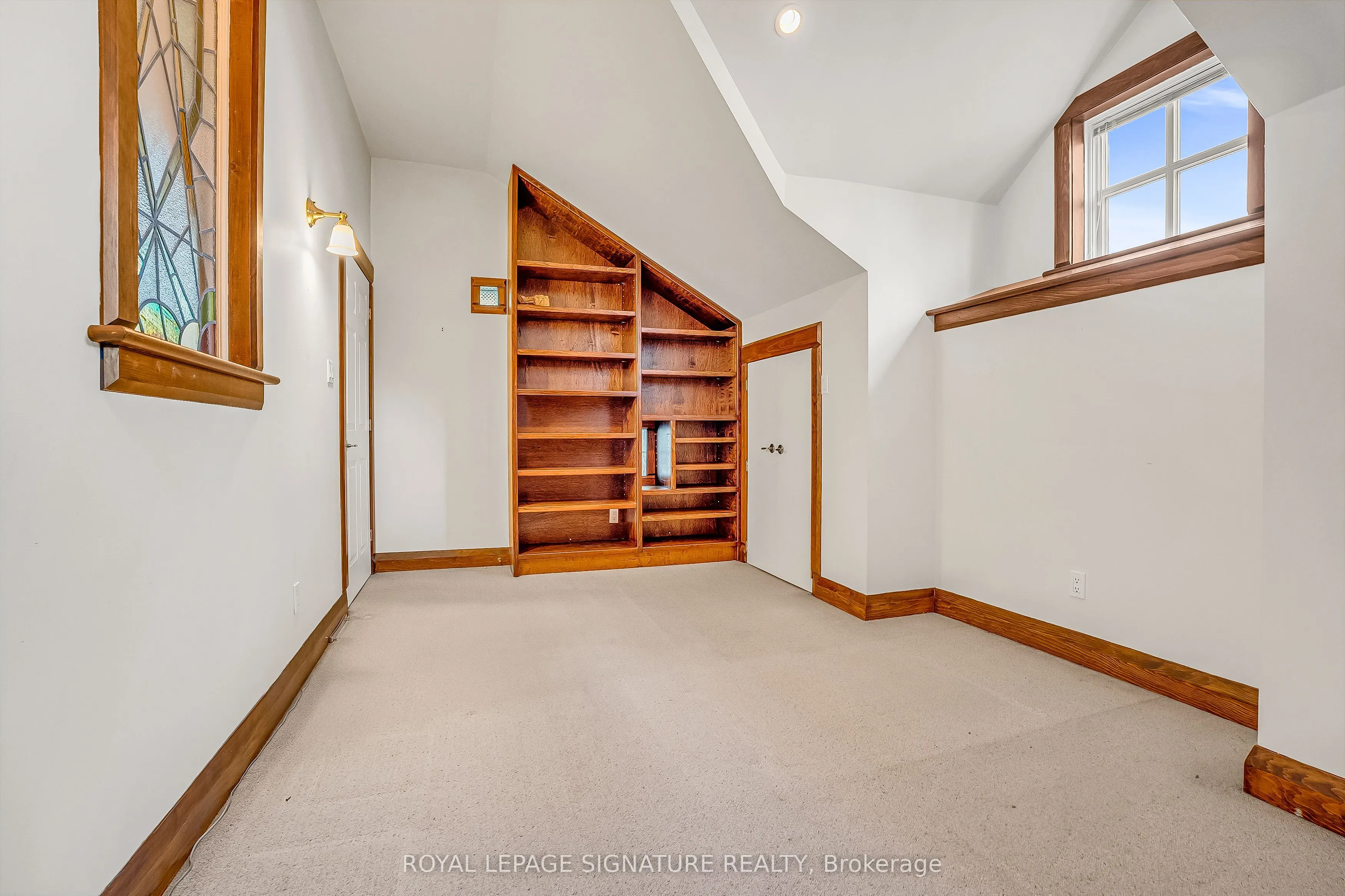 6 Crossburn Drive