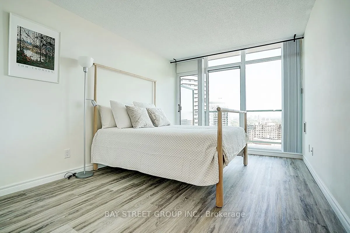 5500 Yonge Street, #PH3