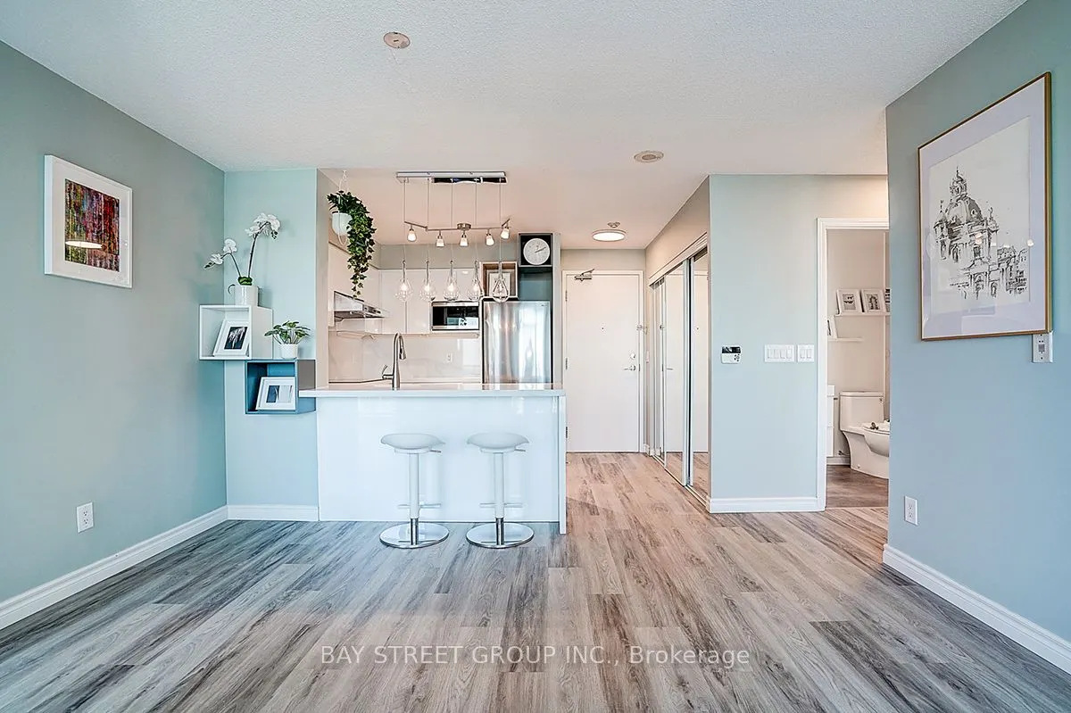 5500 Yonge Street, #PH3