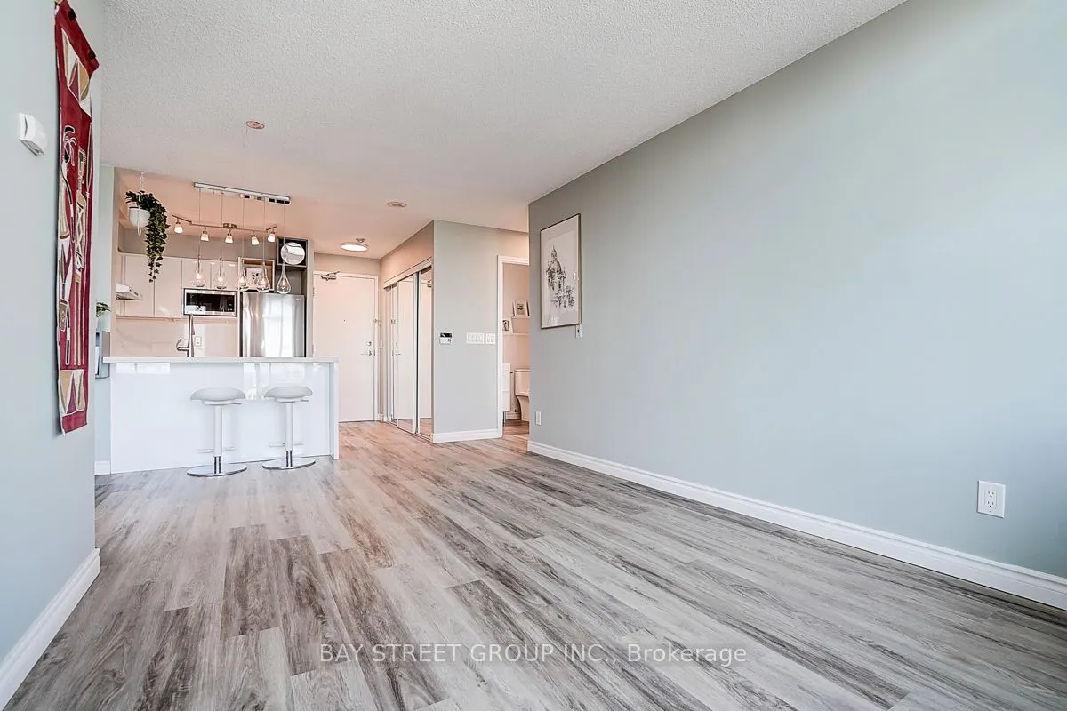 5500 Yonge Street, #PH3