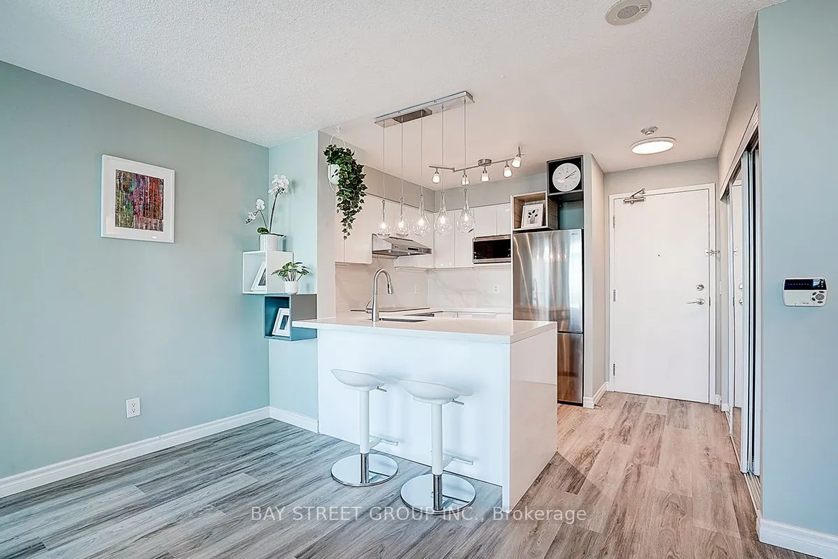 5500 Yonge Street, #PH3