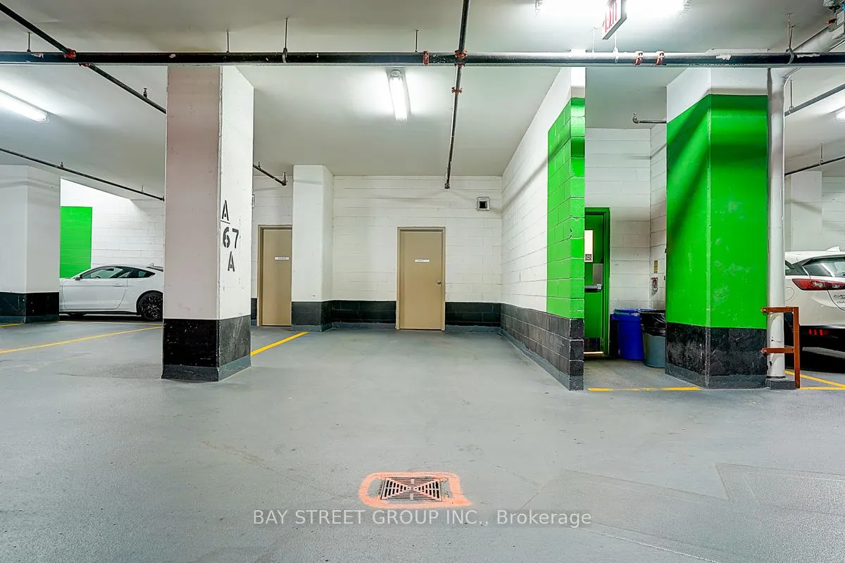 5500 Yonge Street, #PH3