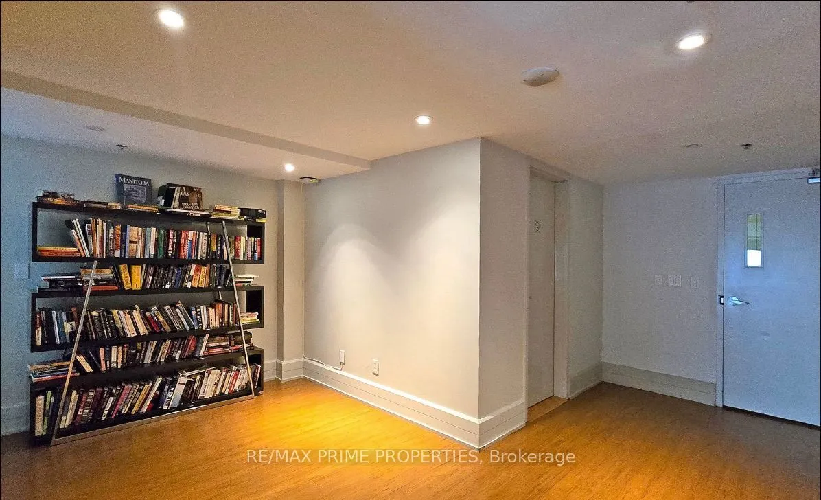 111 Elizabeth Street
