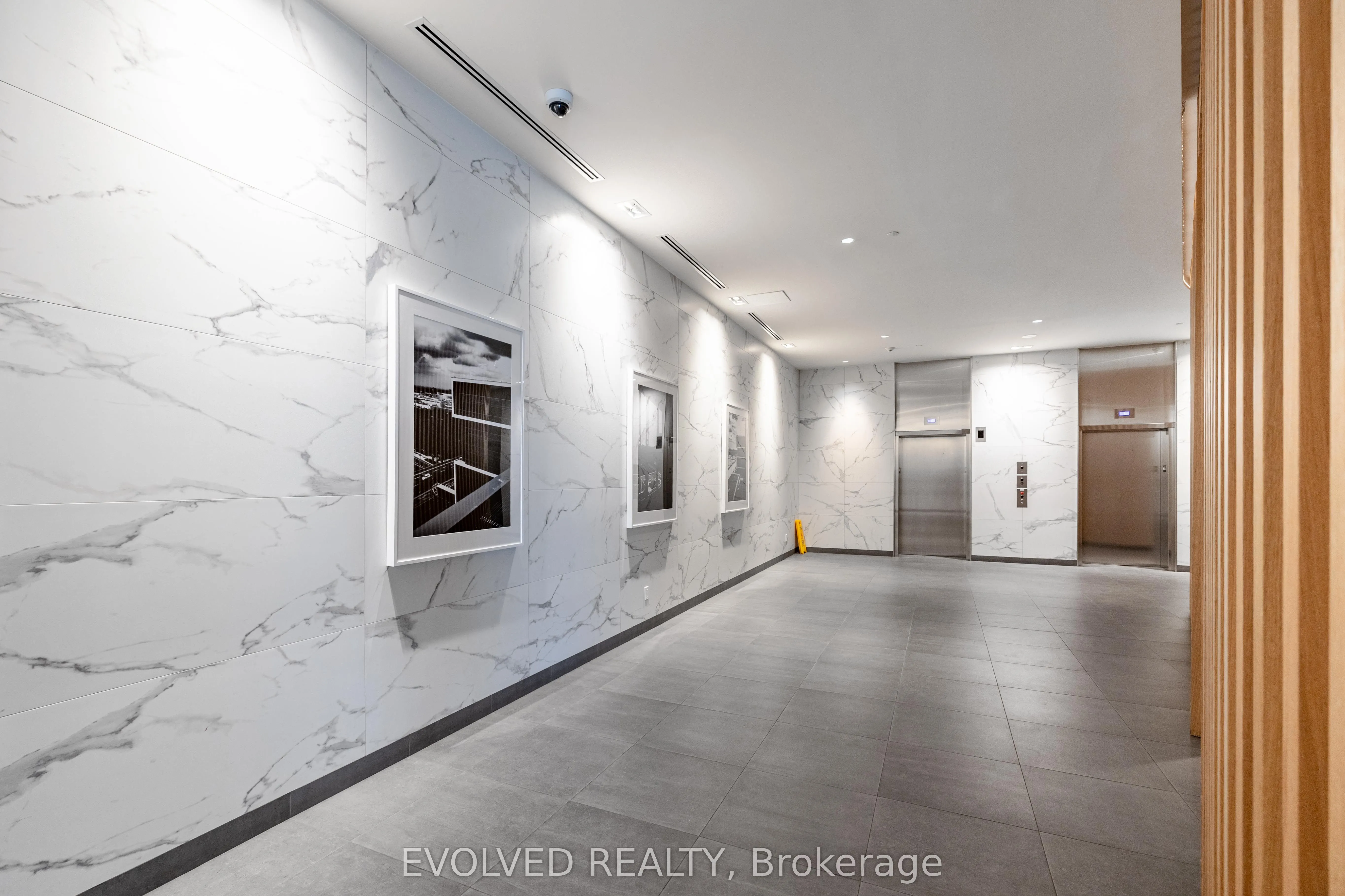 120 Varna Drive, #620
