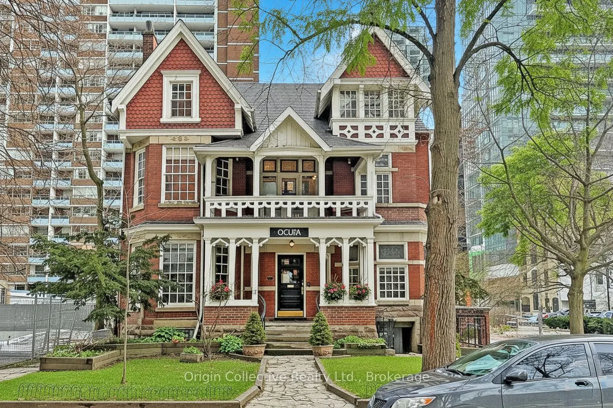 17 Isabella Street, #1
