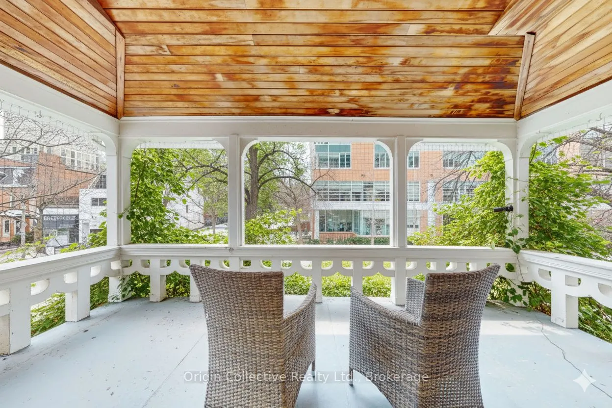 17 Isabella Street, #1