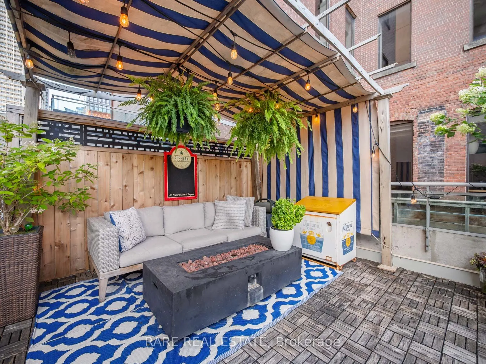 77 Lombard Street, #202