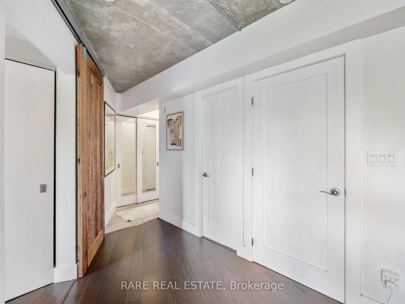 77 Lombard Street, #202